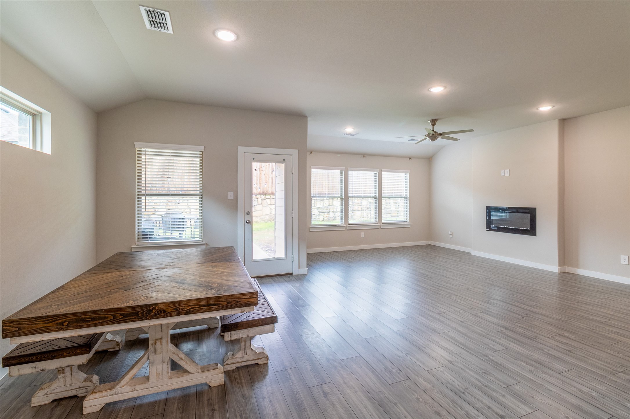 2601 Moser Lane