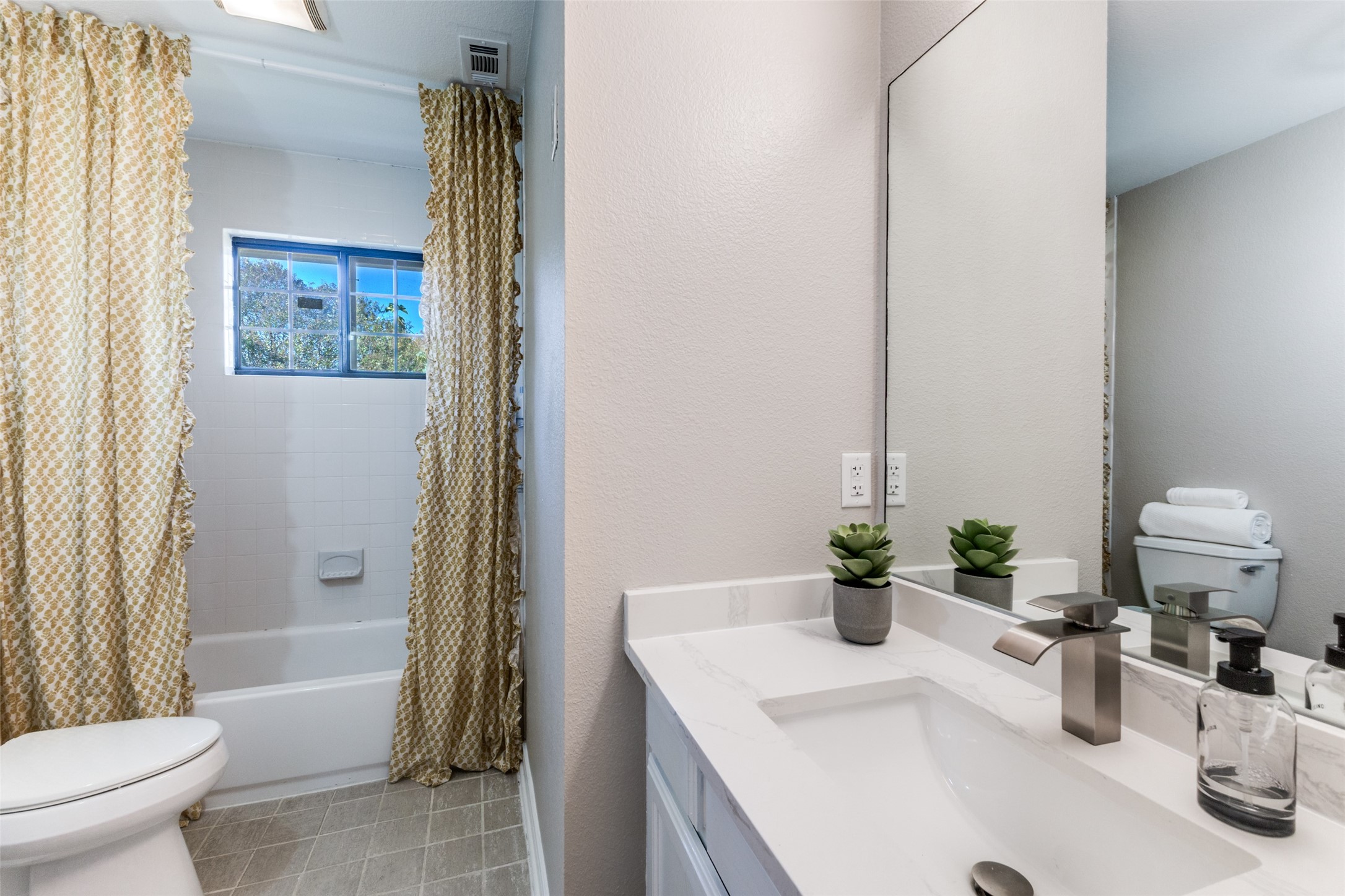 8209 Weatherly Drive