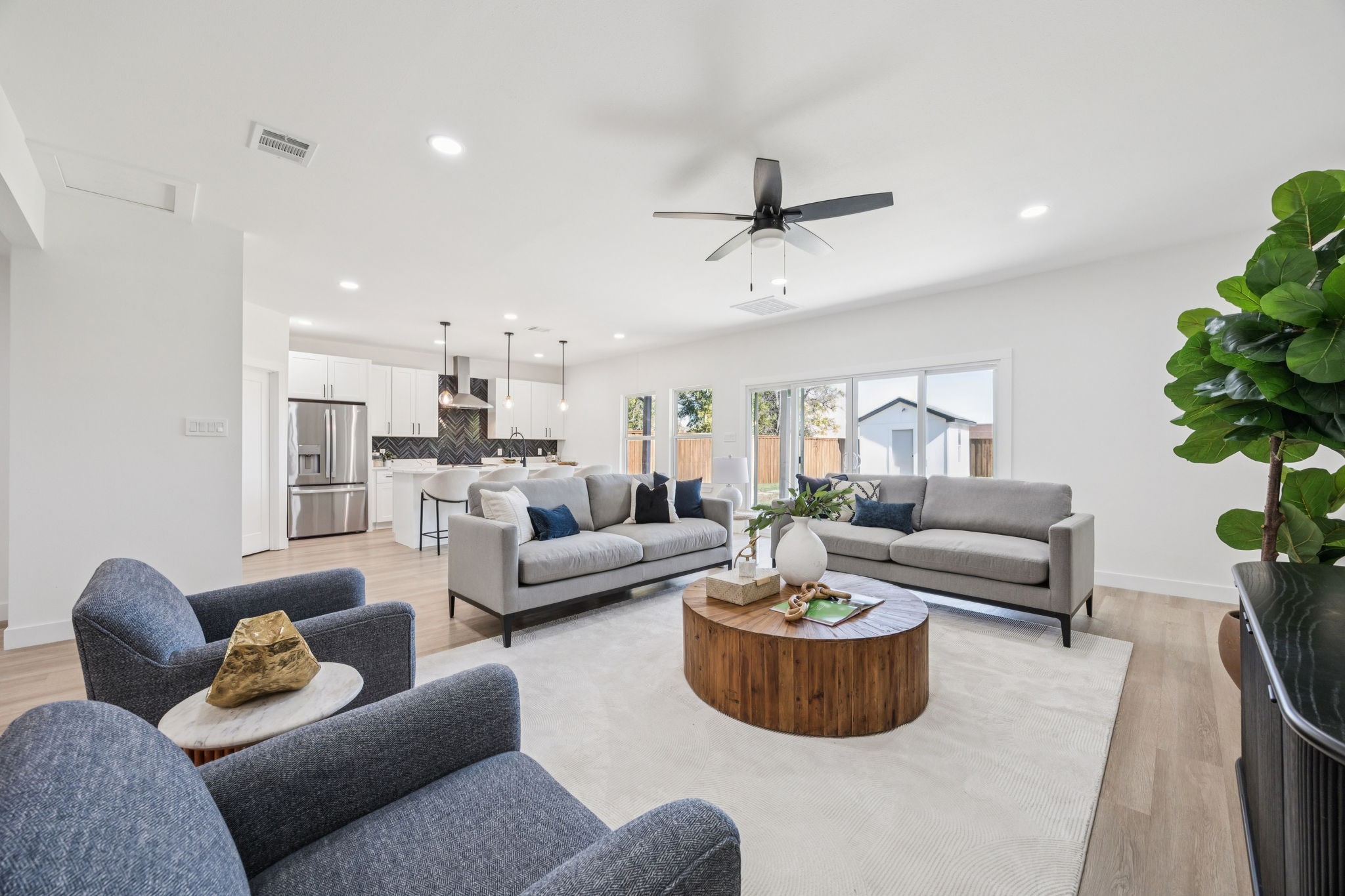 2516 Sunridge Road