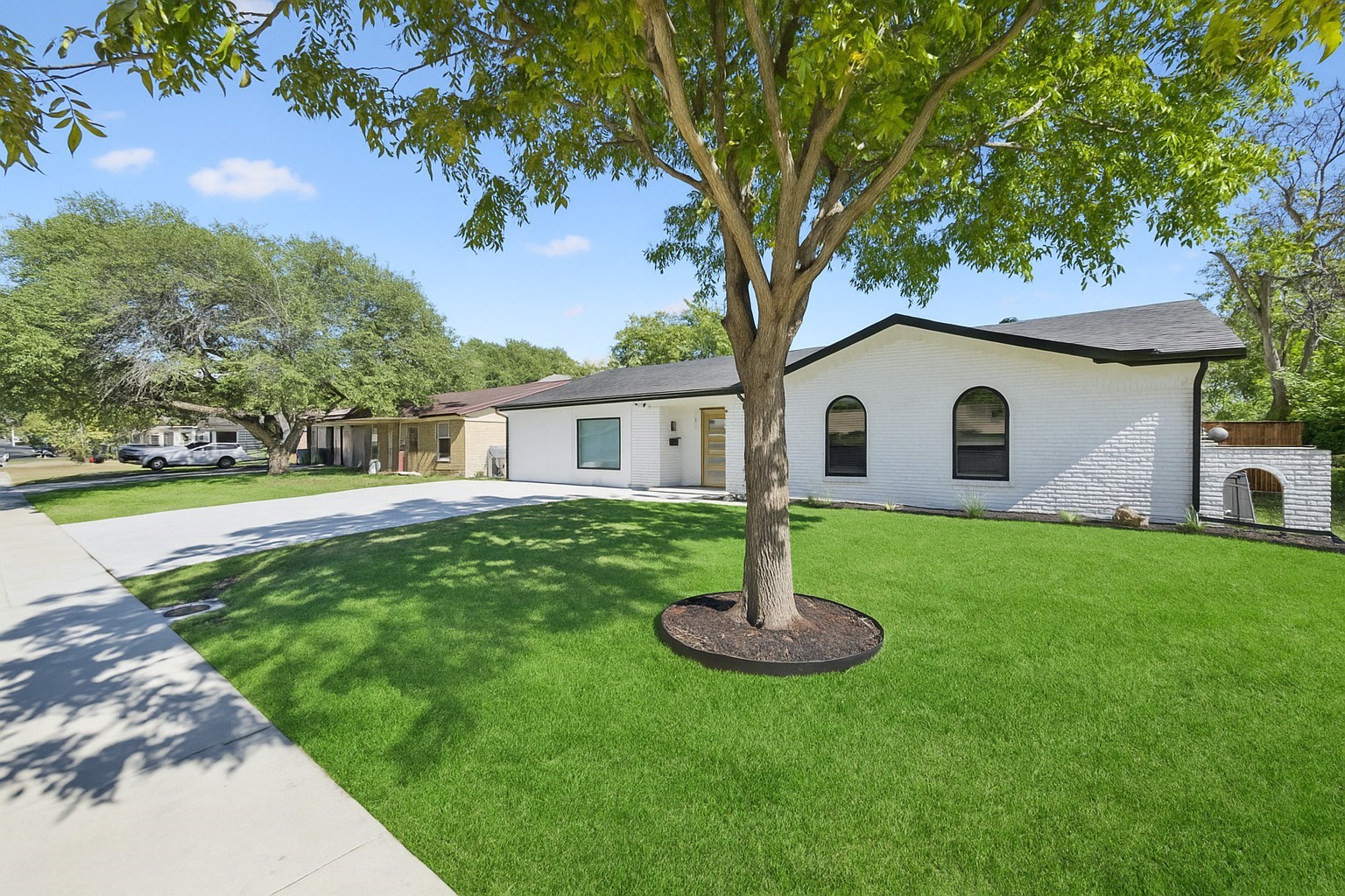 2516 Sunridge Road
