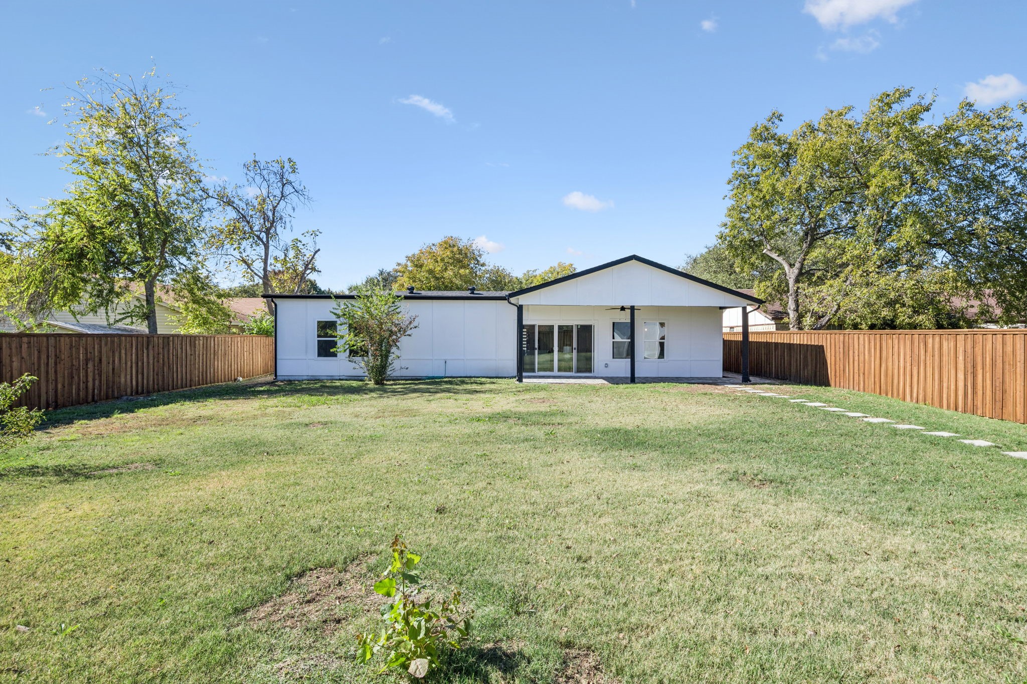 2516 Sunridge Road