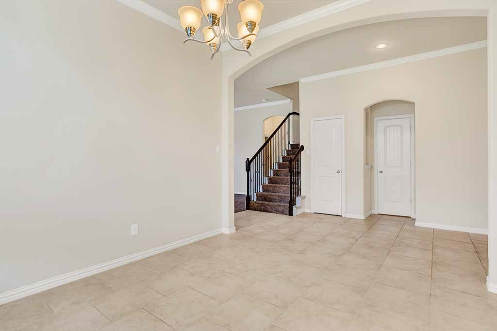 183 Balfour Drive