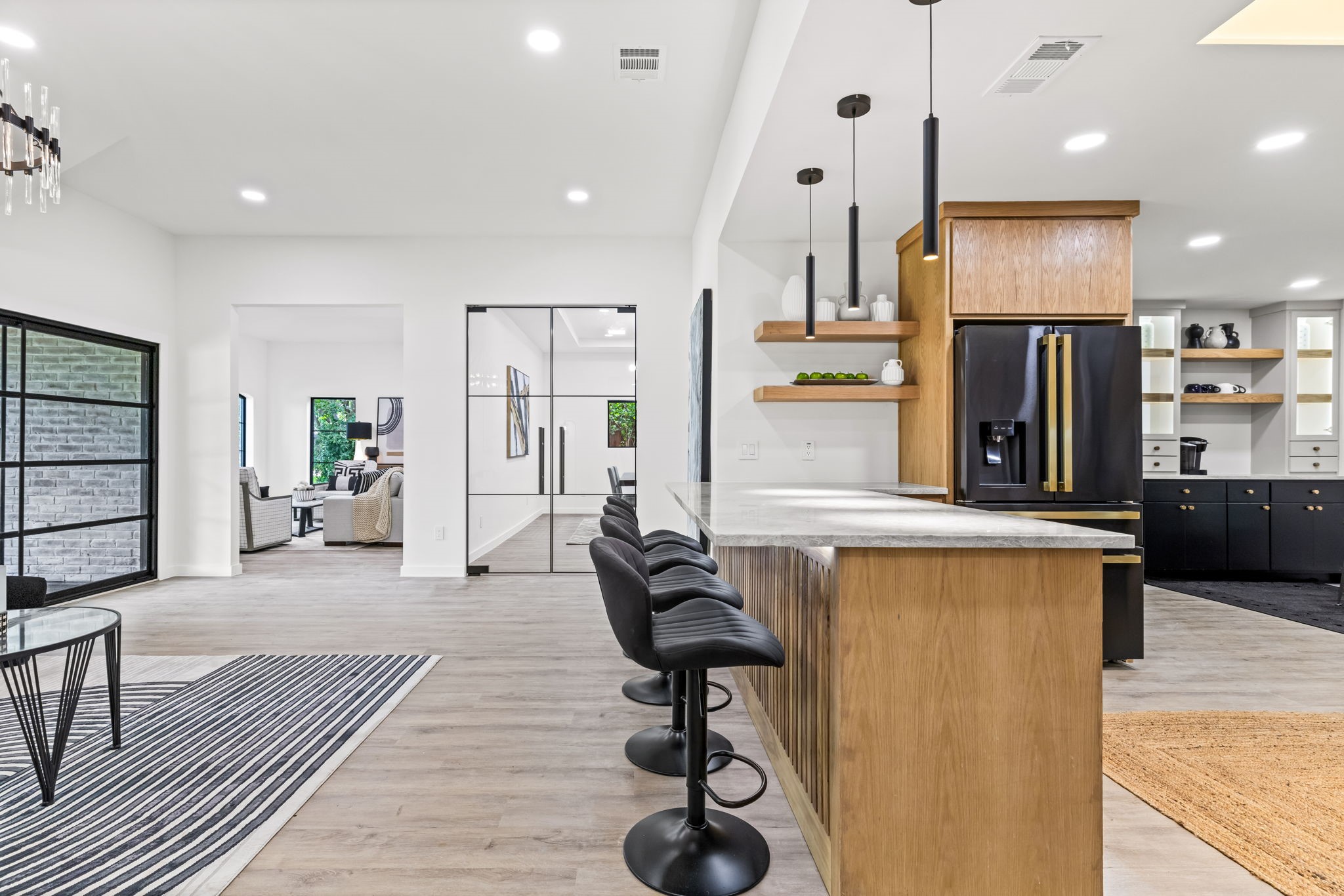 1112 Chesterton Drive