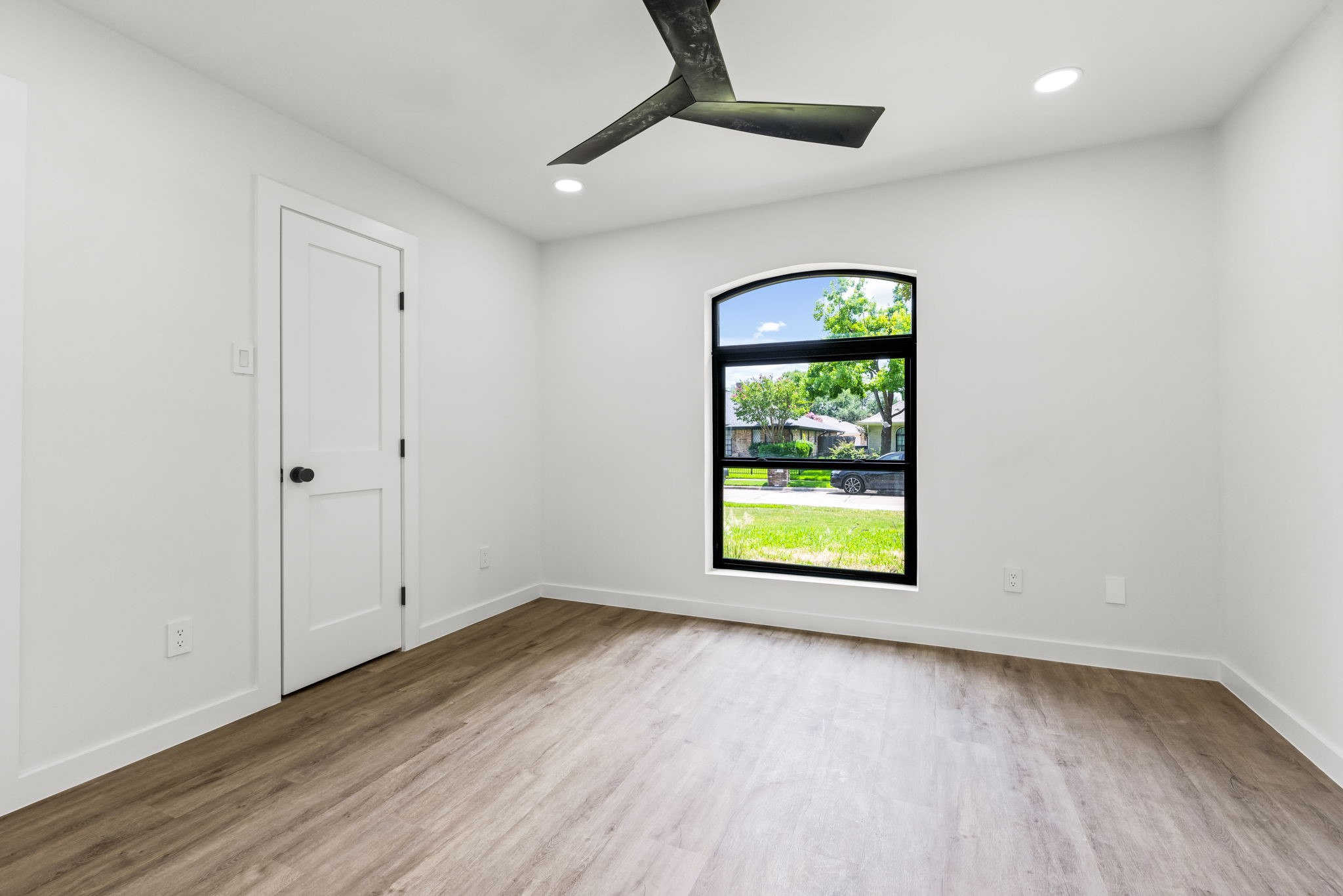 1112 Chesterton Drive