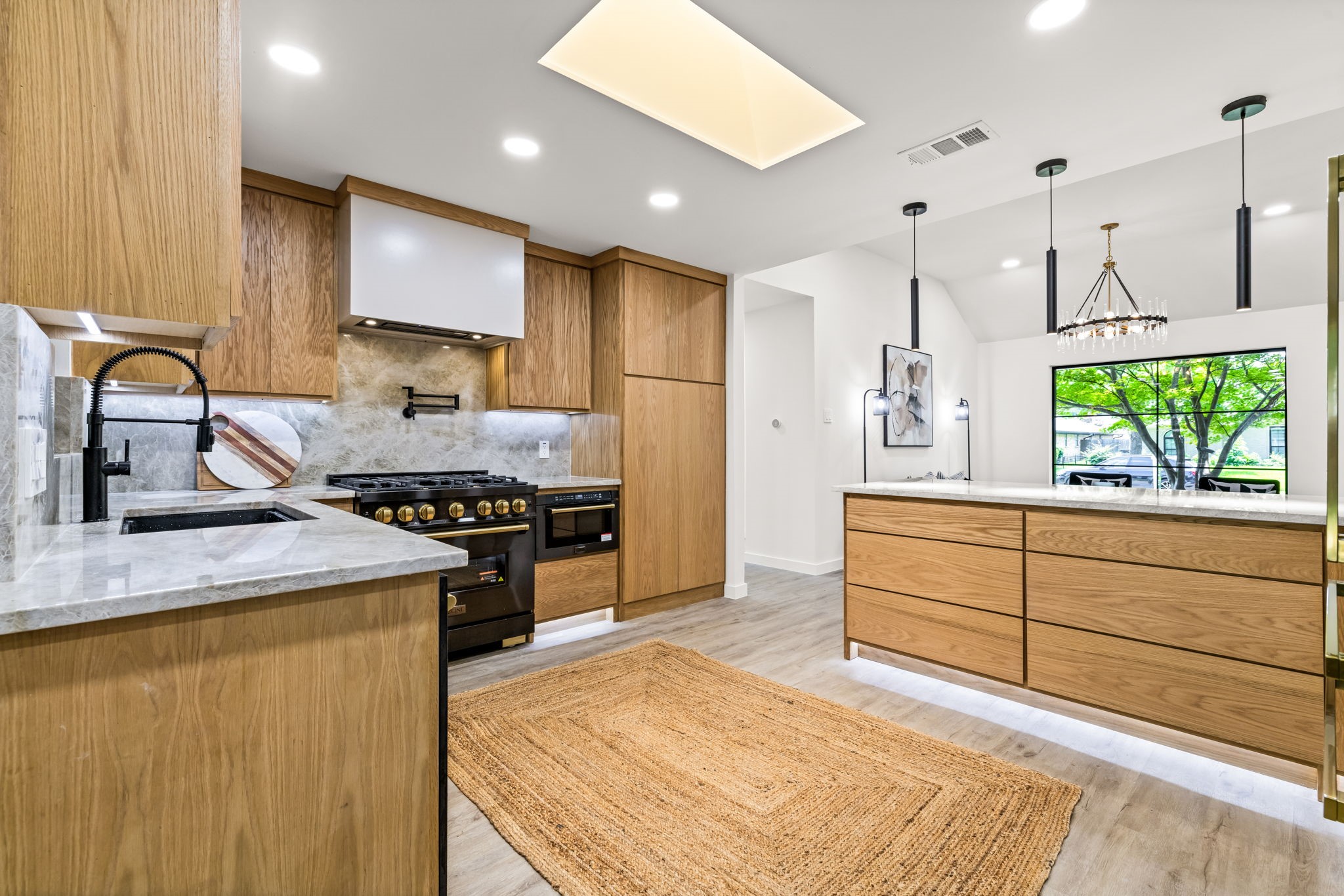 1112 Chesterton Drive