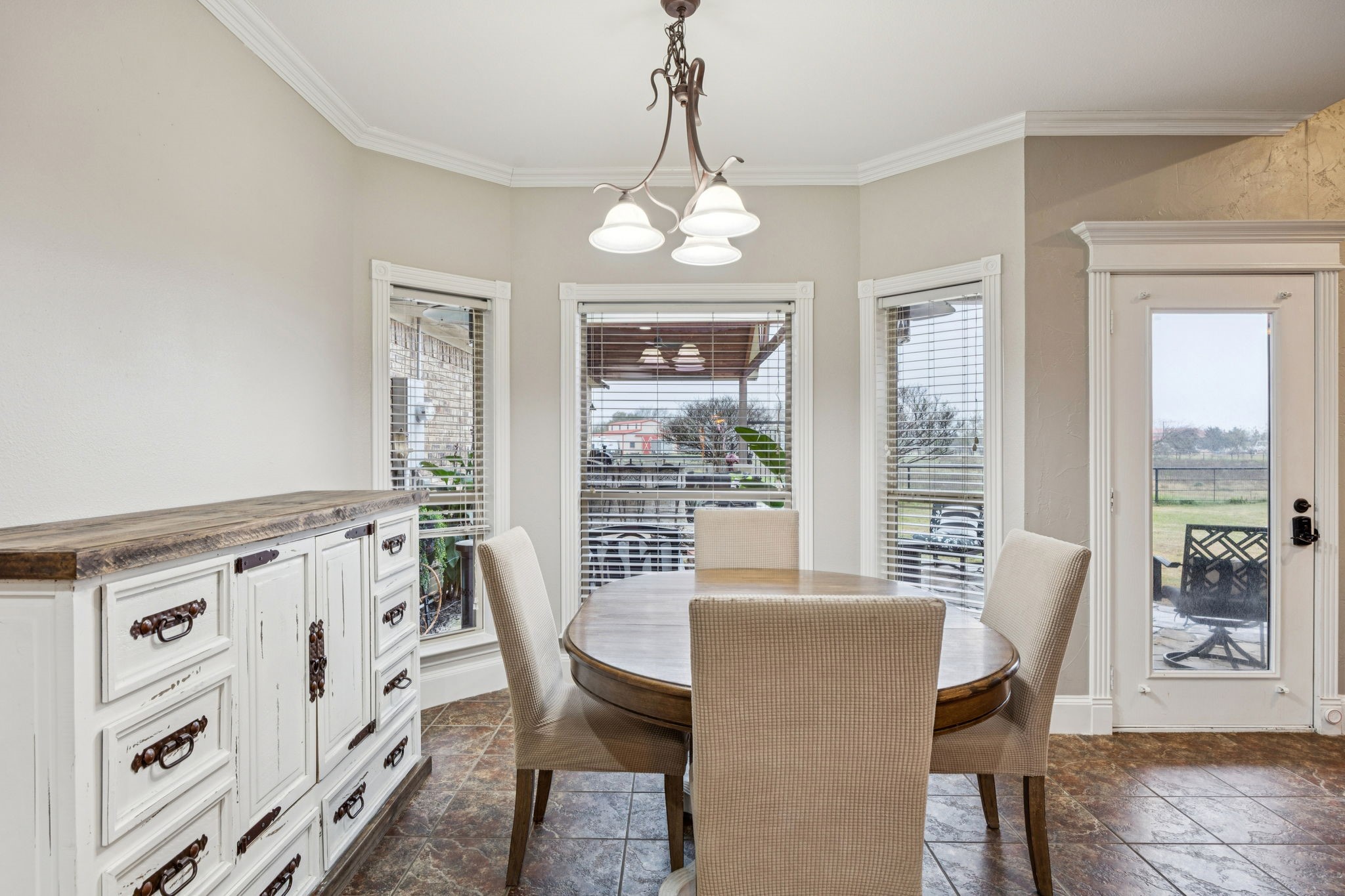 6162 Graham Point
