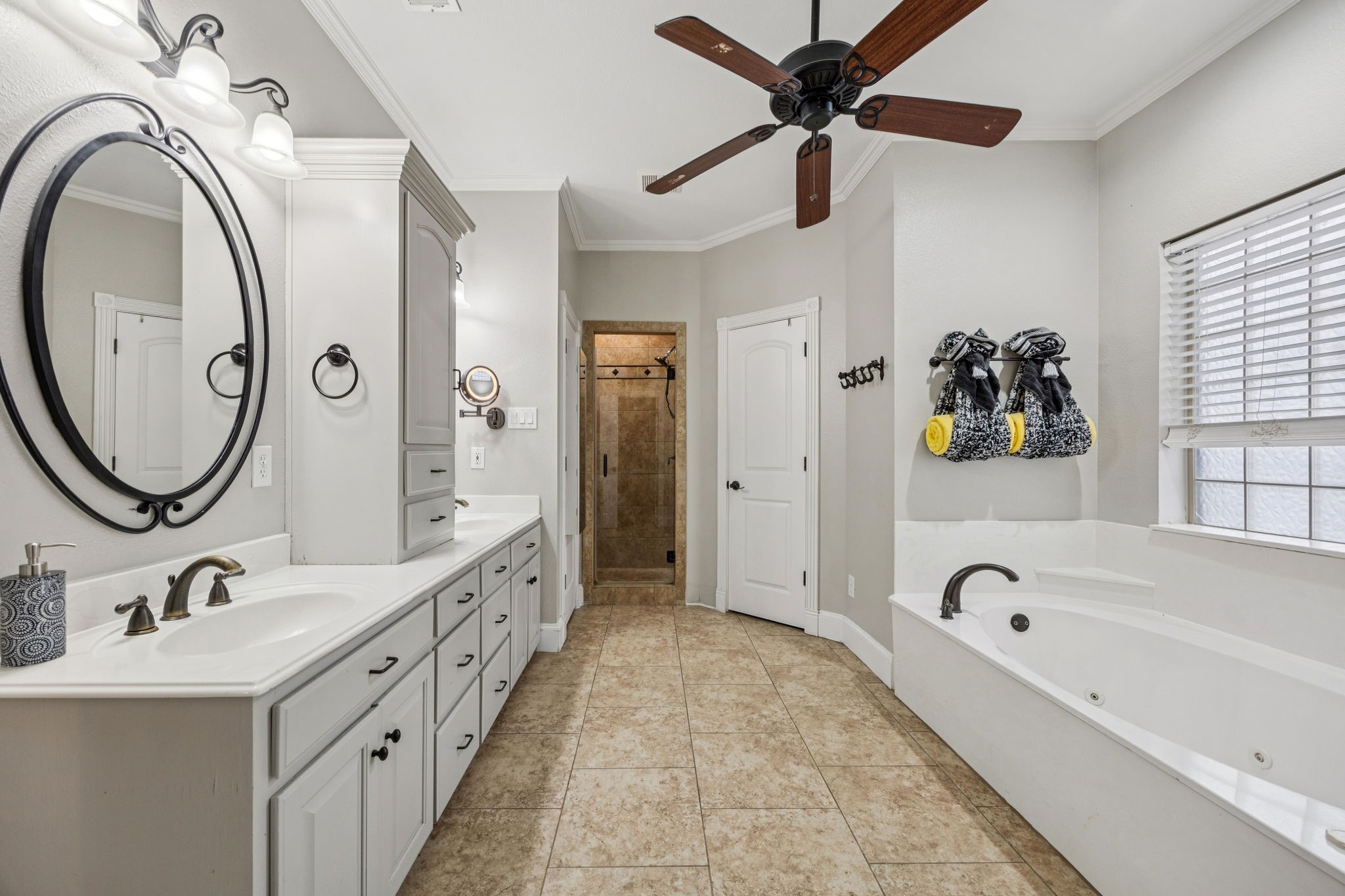 6162 Graham Point