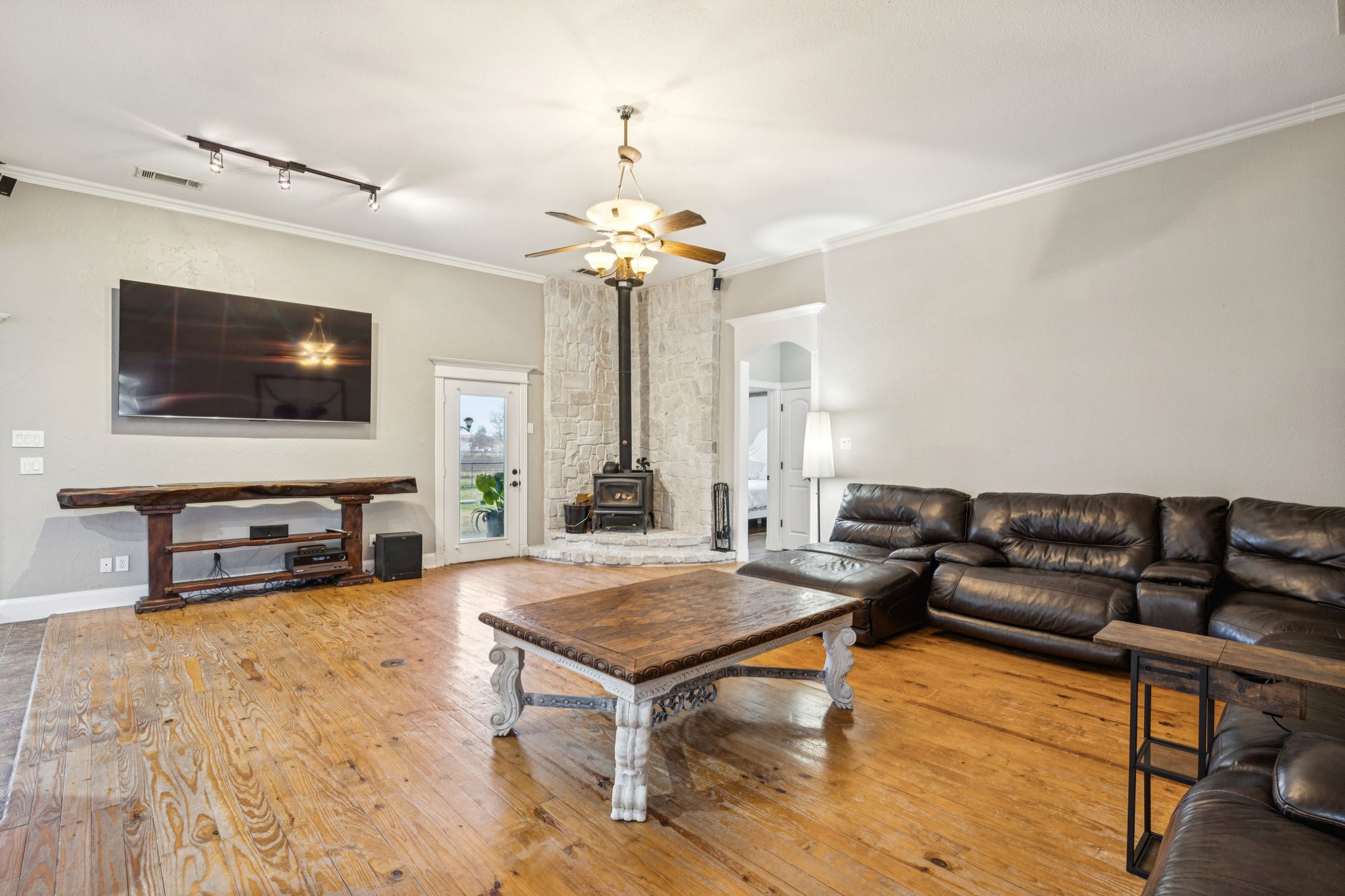 6162 Graham Point