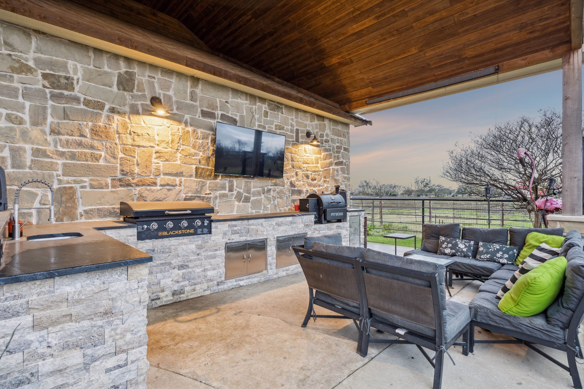 6162 Graham Point