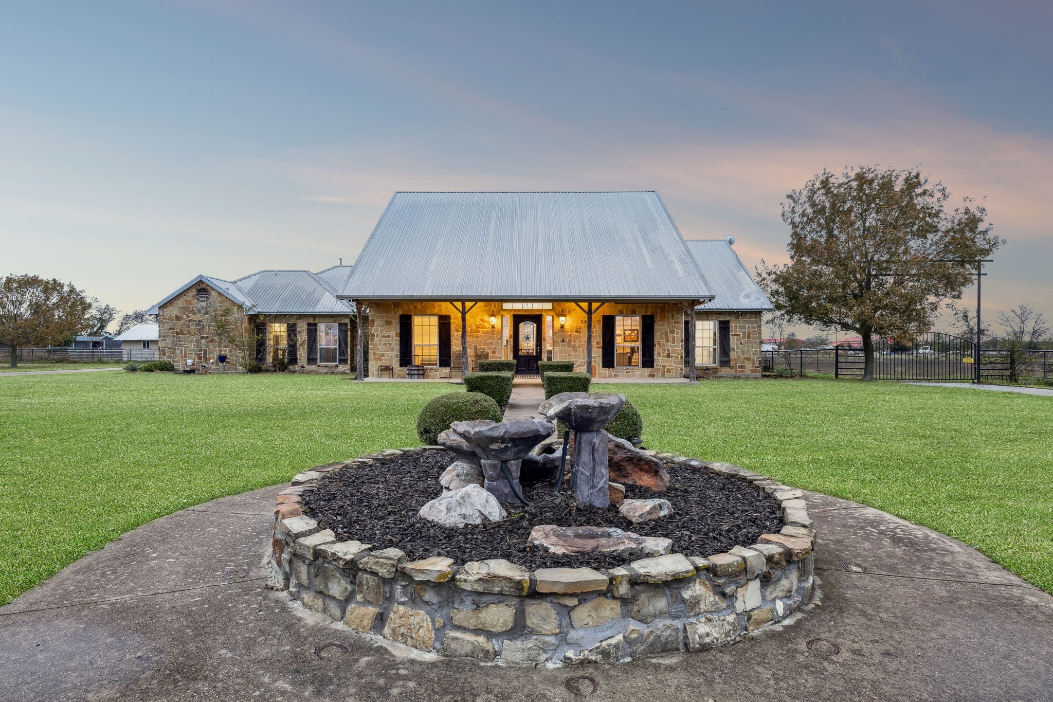 6162 Graham Point
