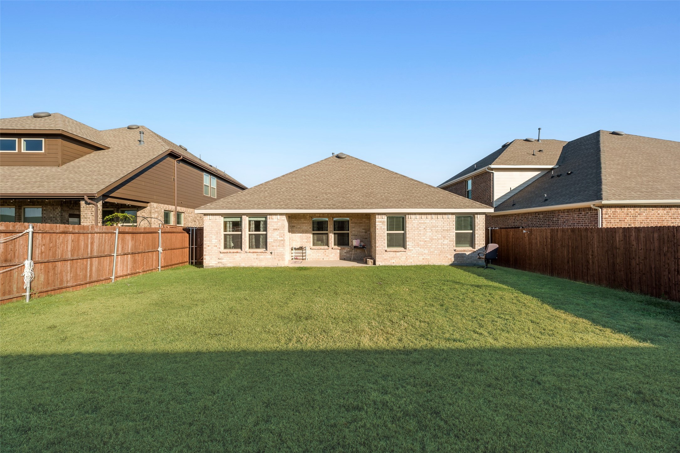 2506 Kingfisher Street