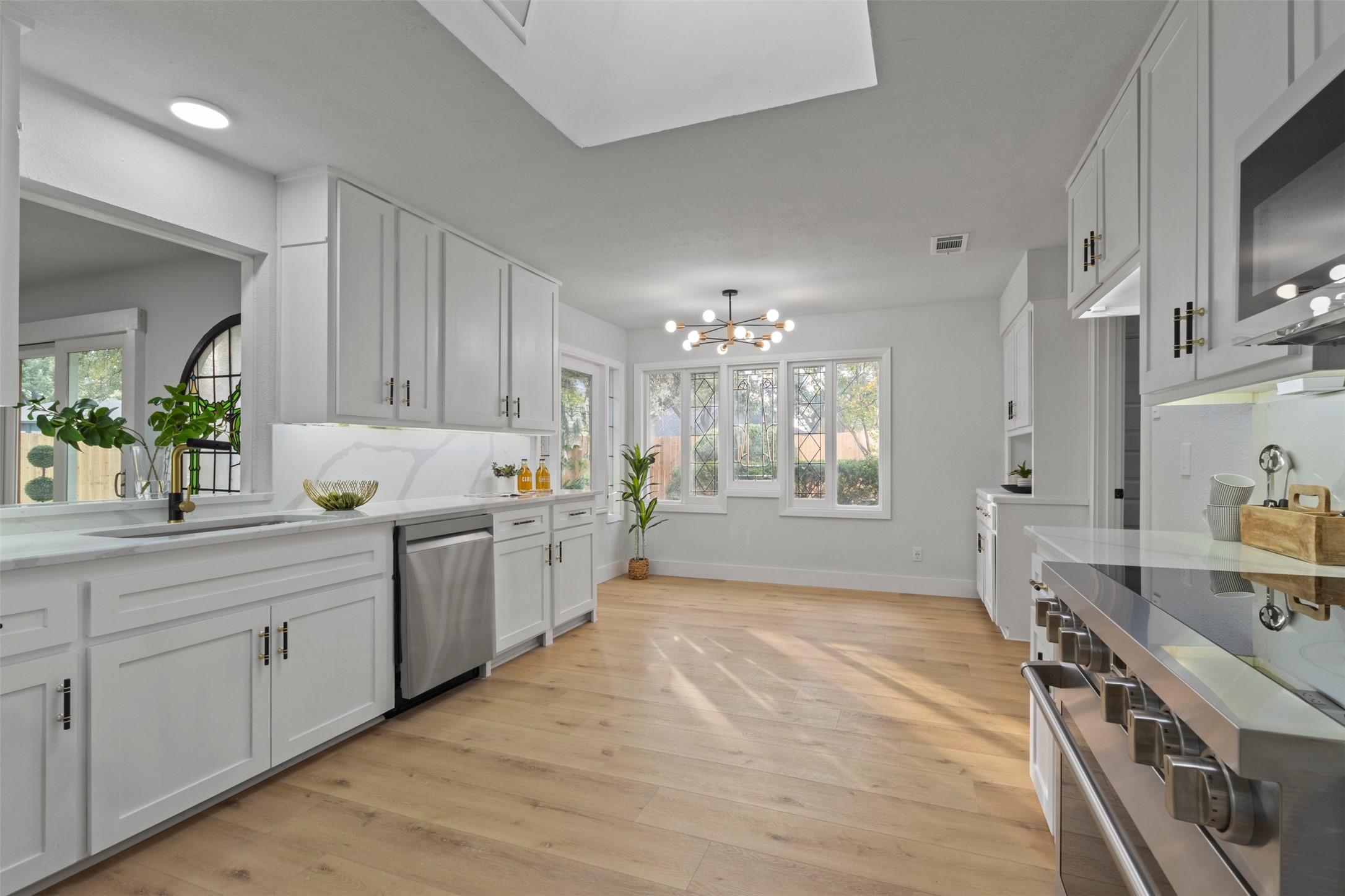 1 Spring Valley Court