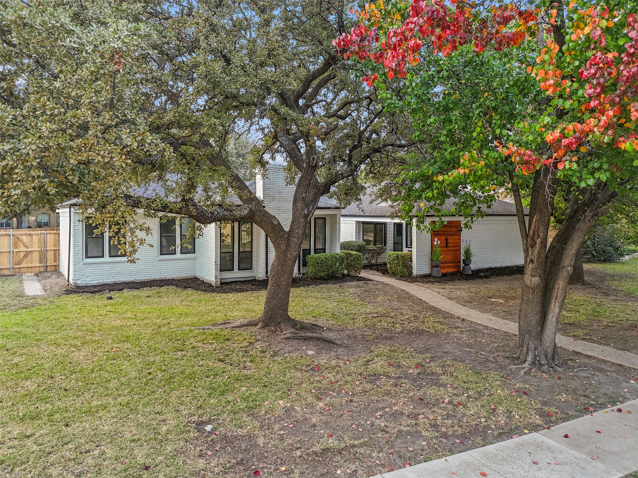 1 Spring Valley Court