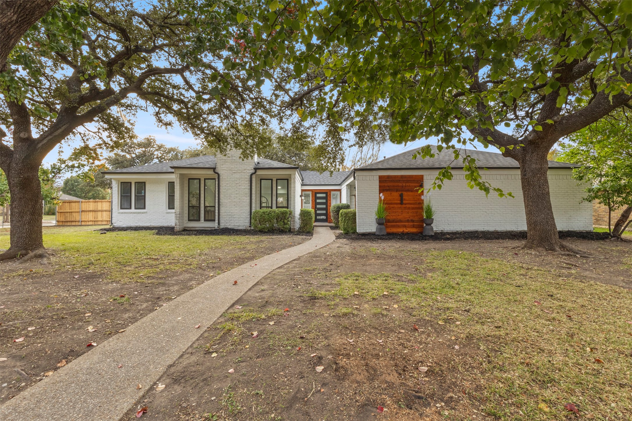 1 Spring Valley Court