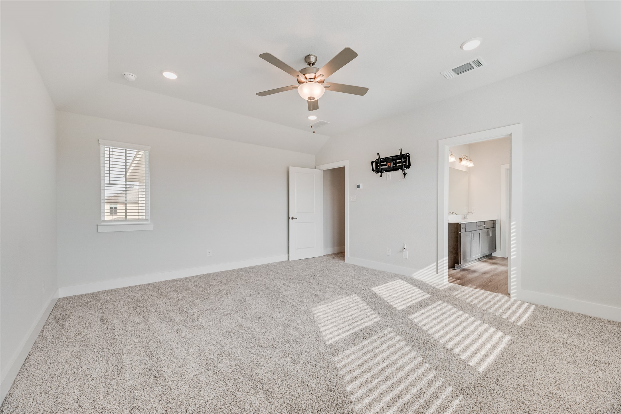 733 Peaceful Lane