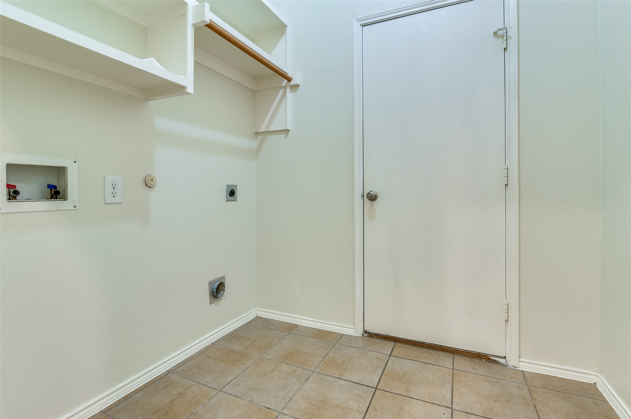 4011 Alamo Drive