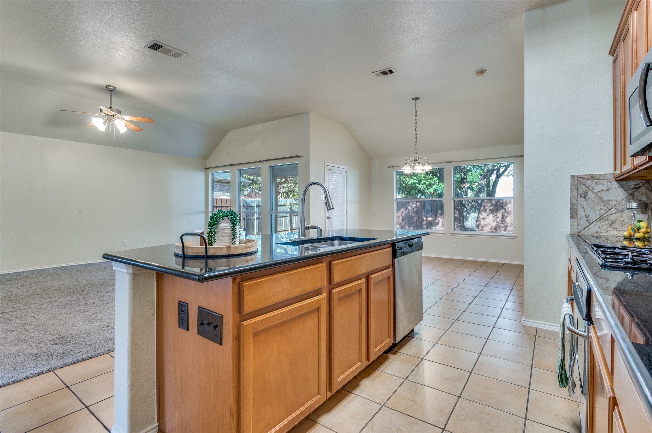4011 Alamo Drive