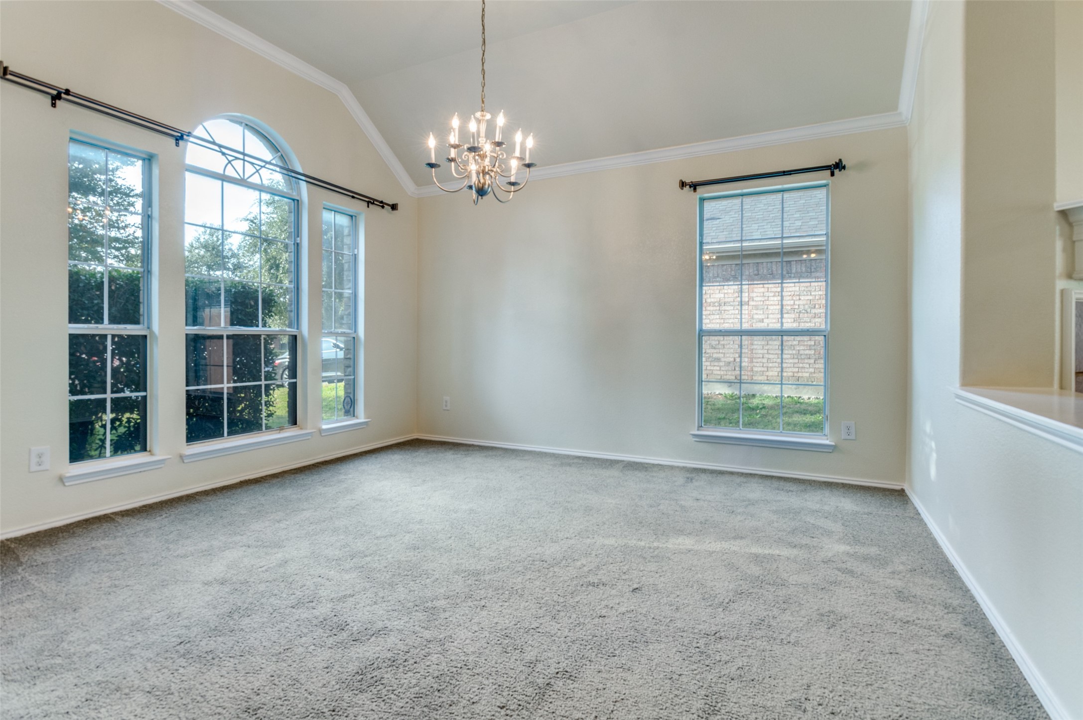 4011 Alamo Drive