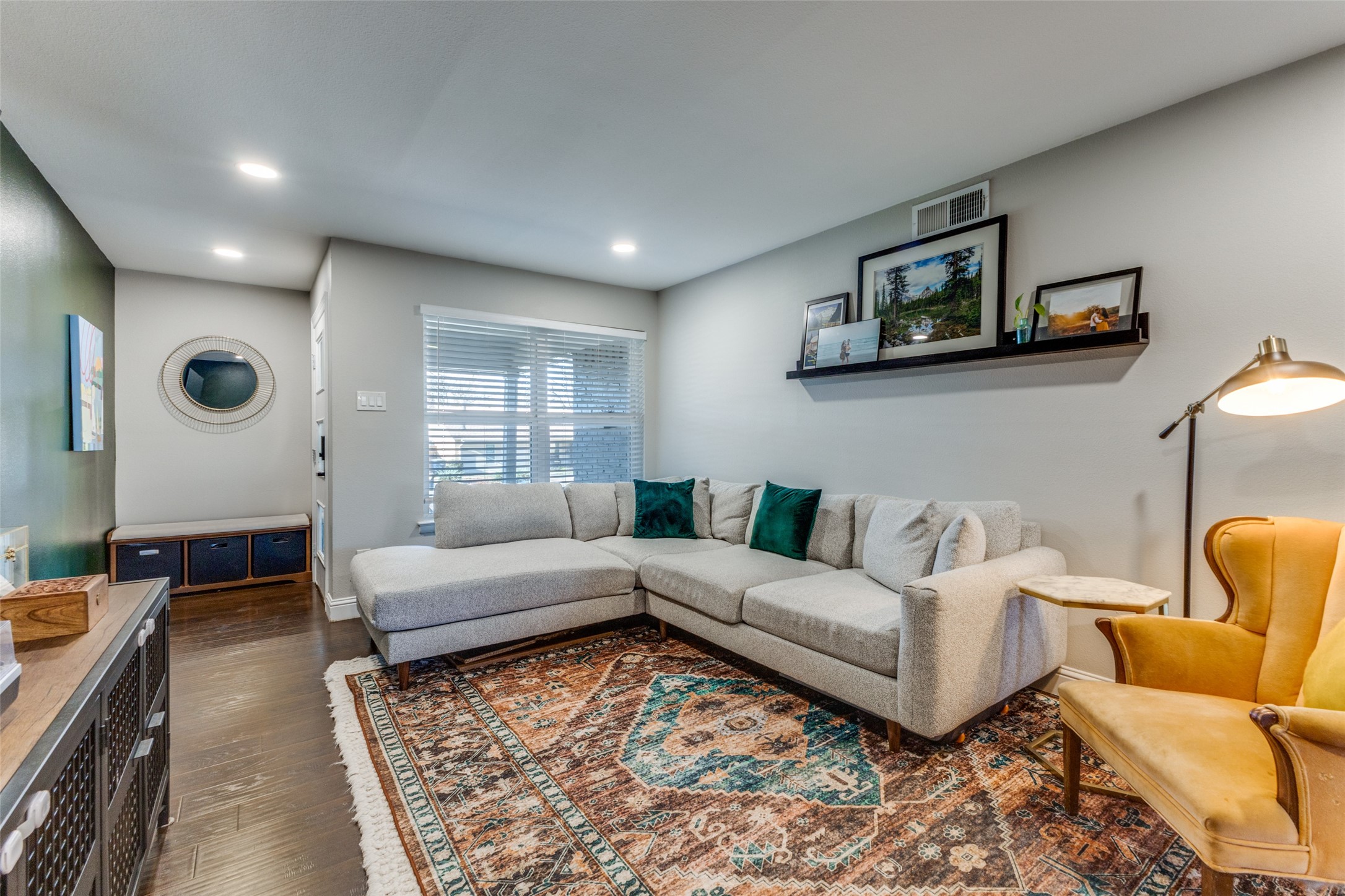 11147 Paddock Circle