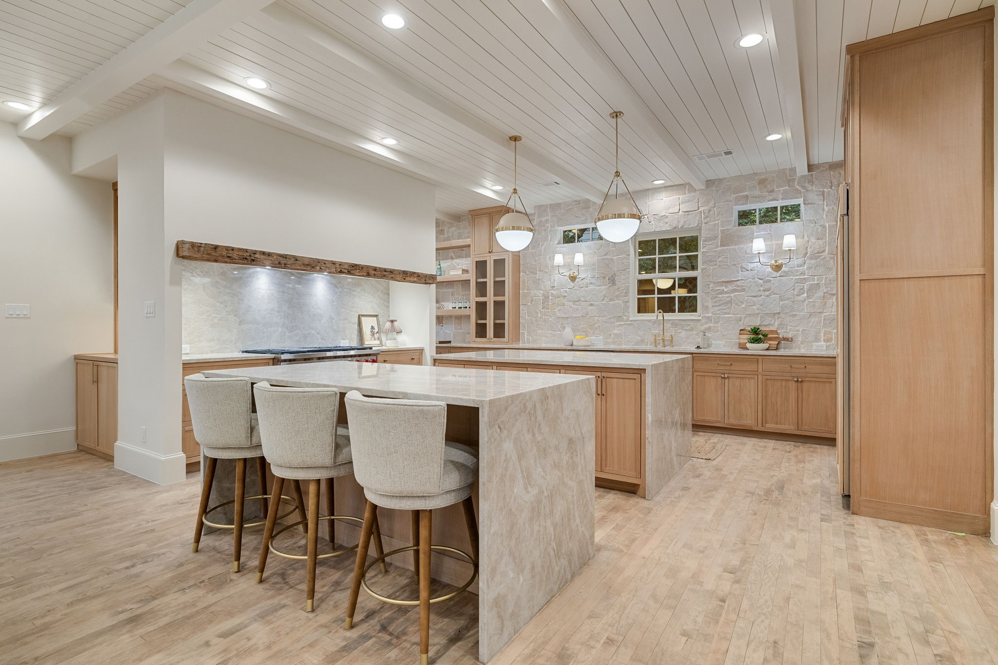 6411 Orchid Lane
