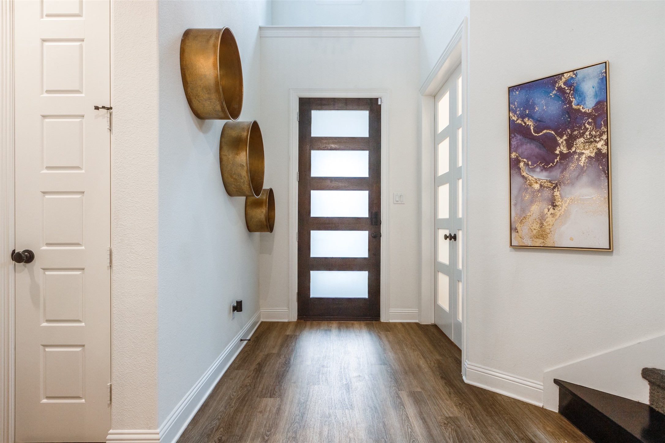 2413 Latimer Mews