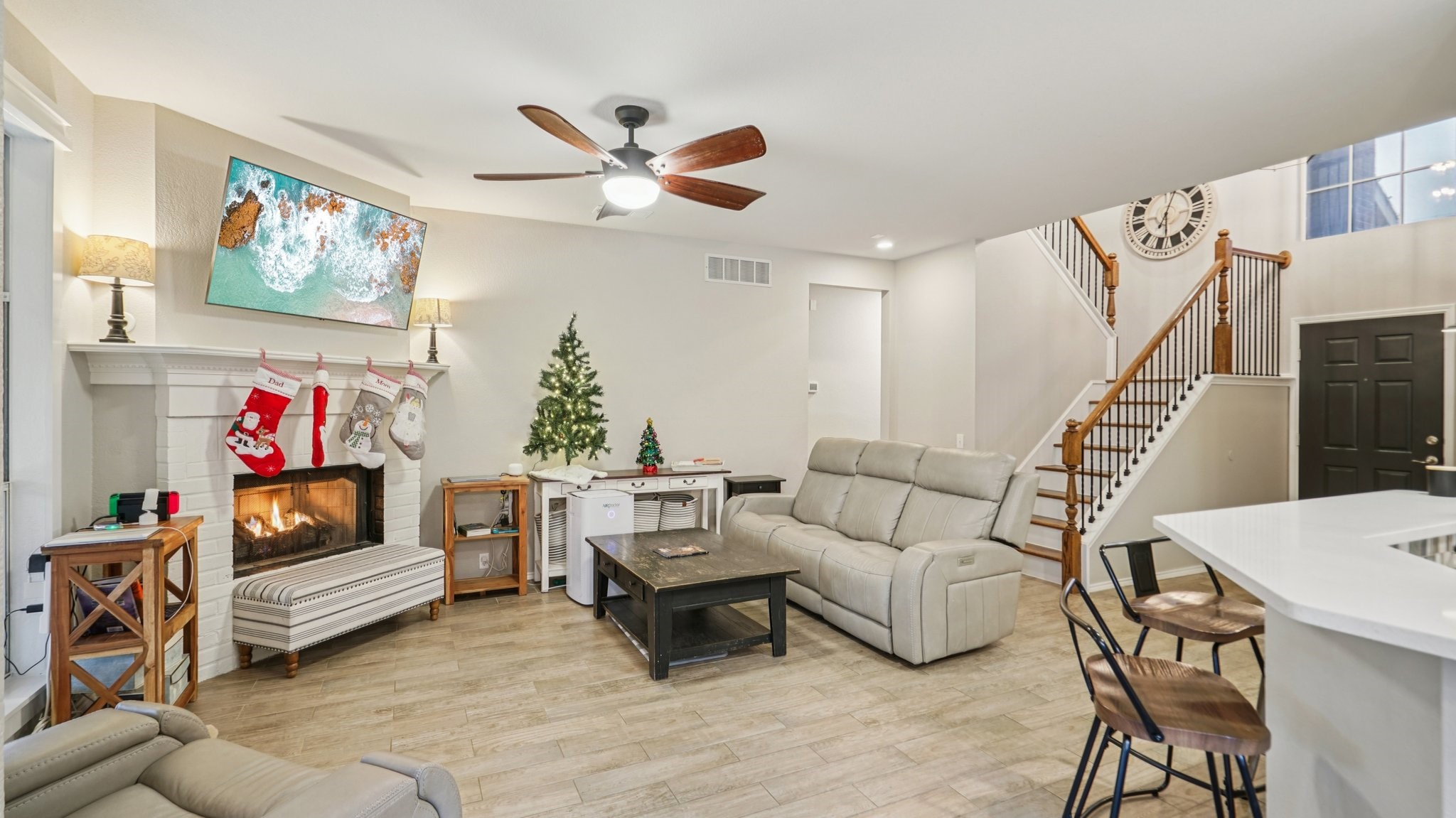 2613 Travis Drive
