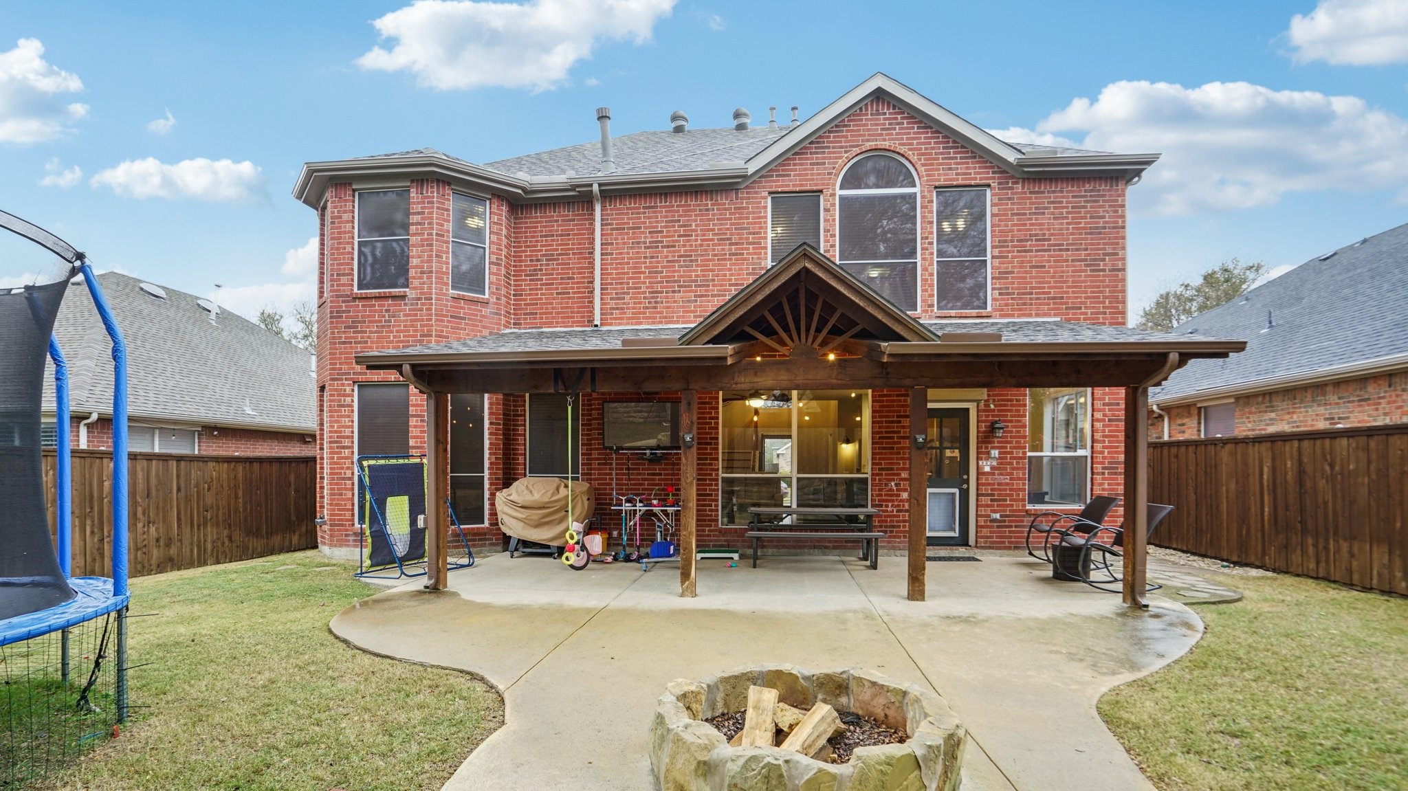 2613 Travis Drive