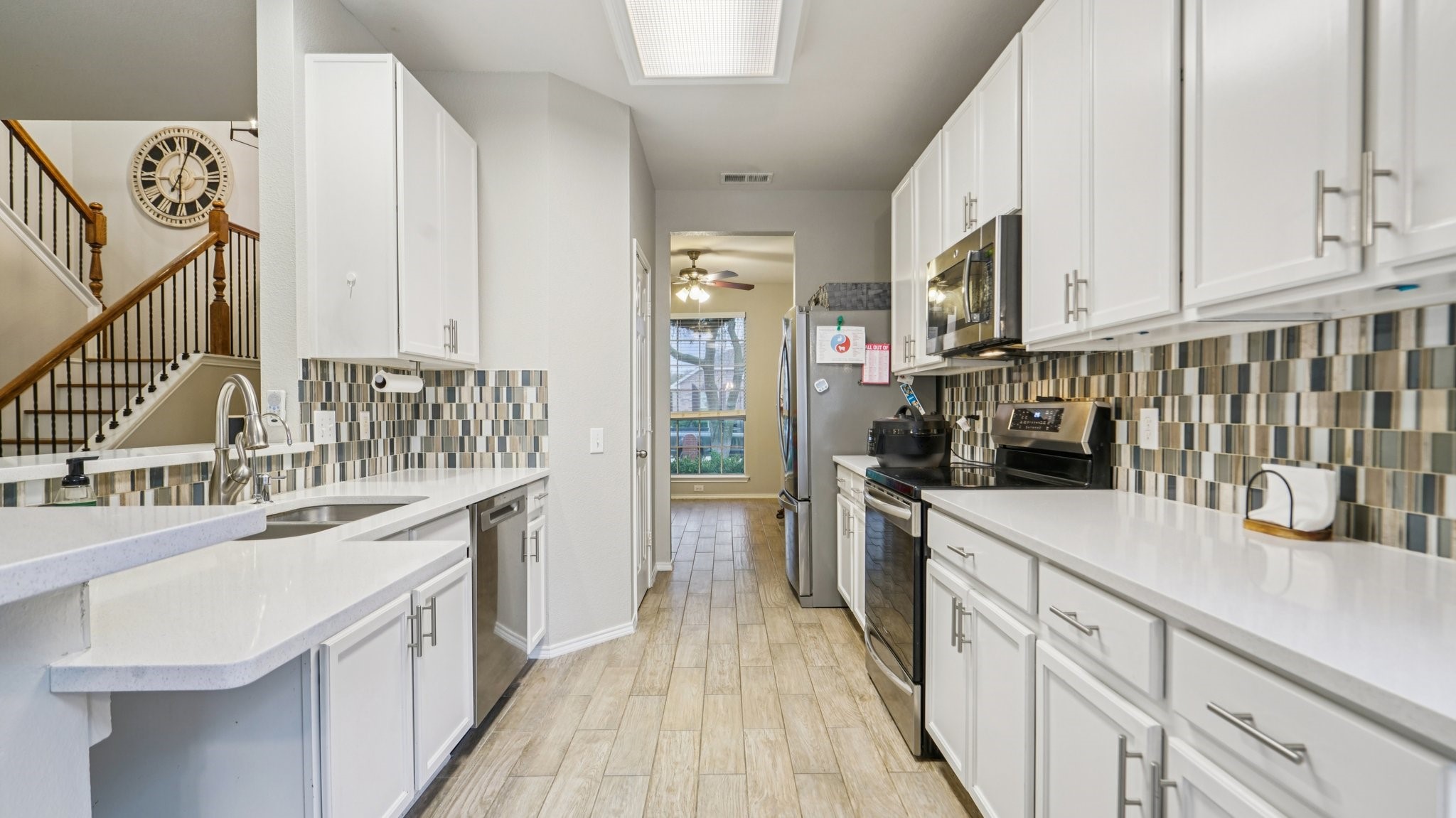 2613 Travis Drive