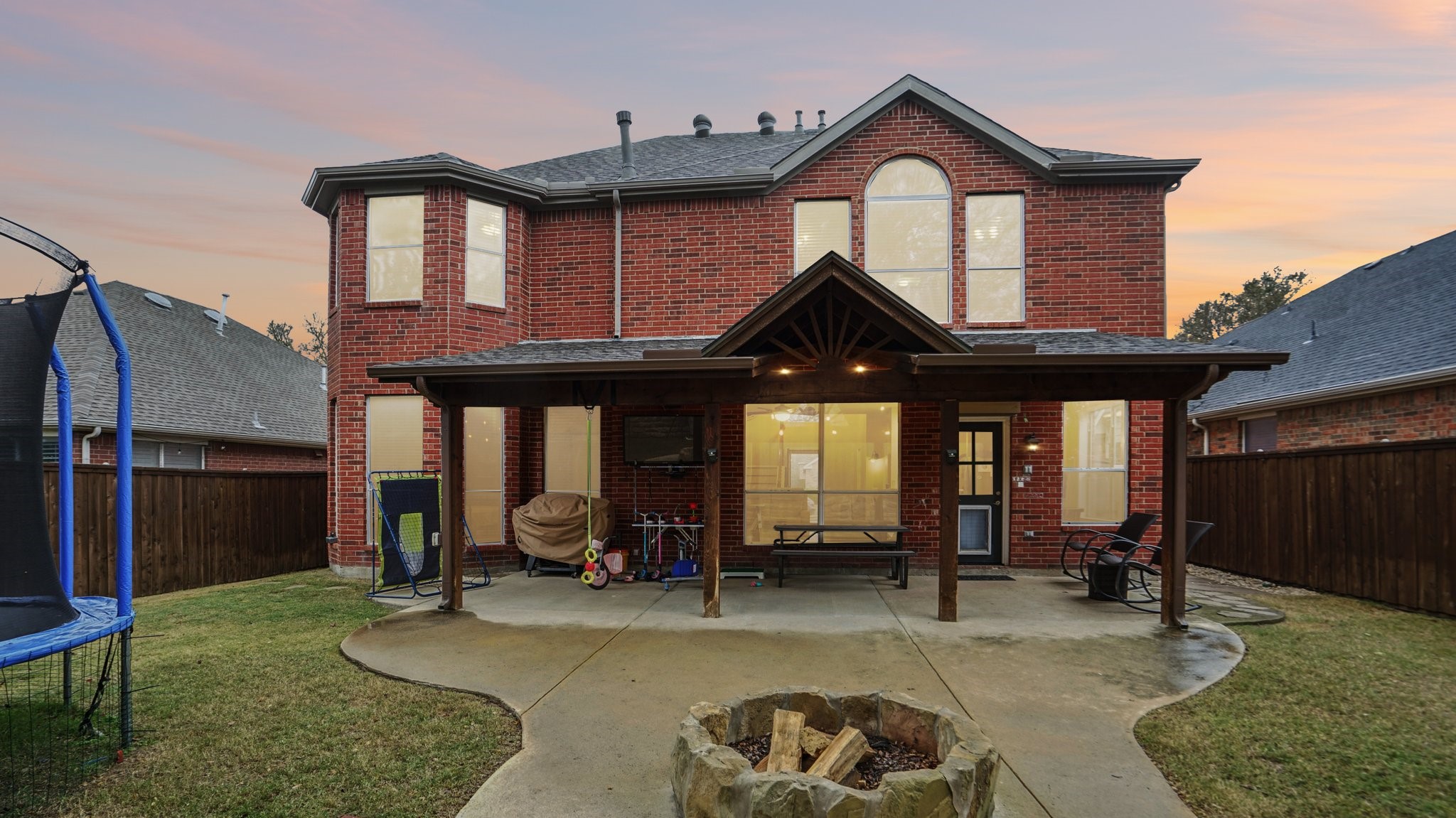 2613 Travis Drive