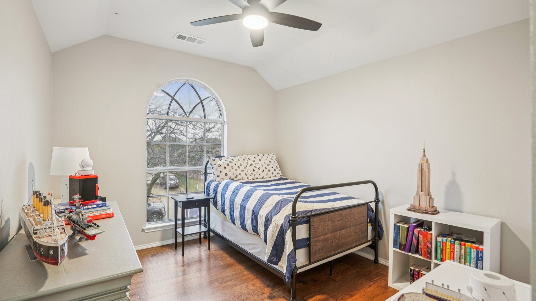 2613 Travis Drive