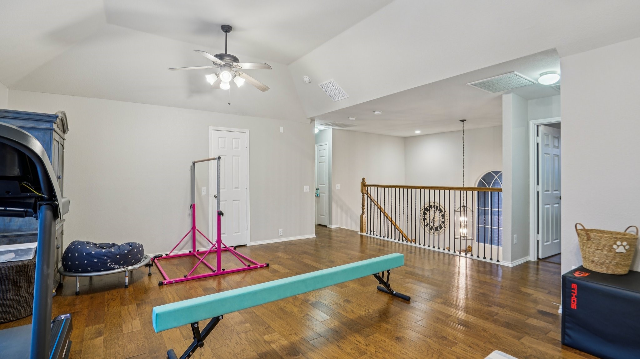 2613 Travis Drive