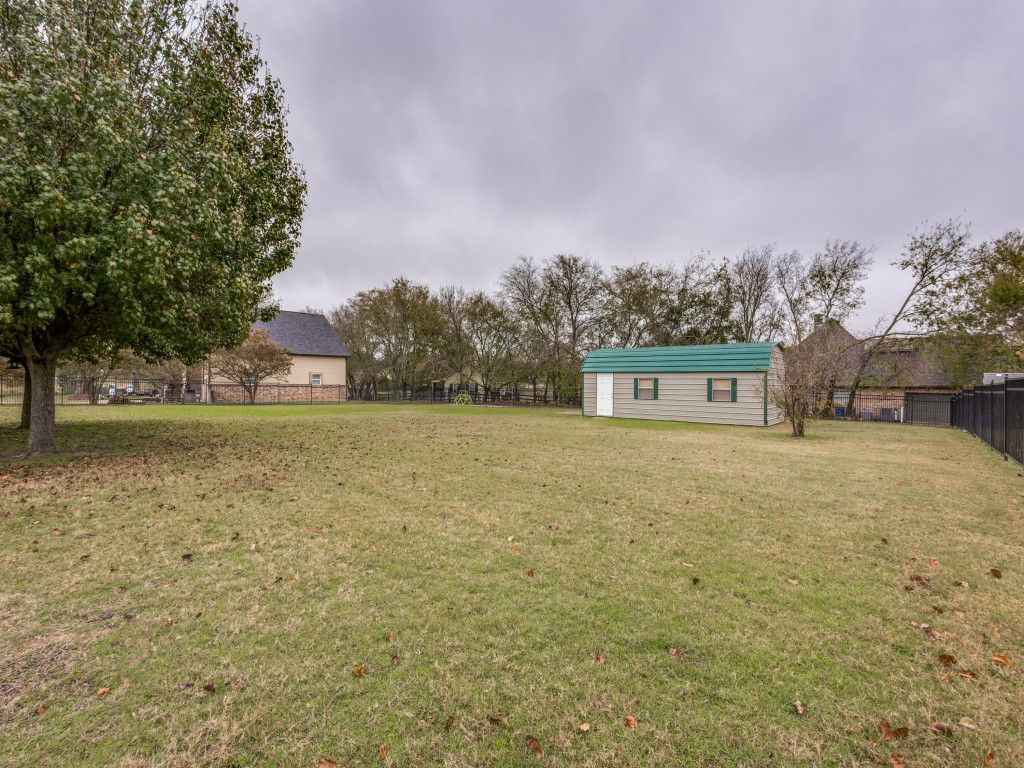 3689 Heritage Trail