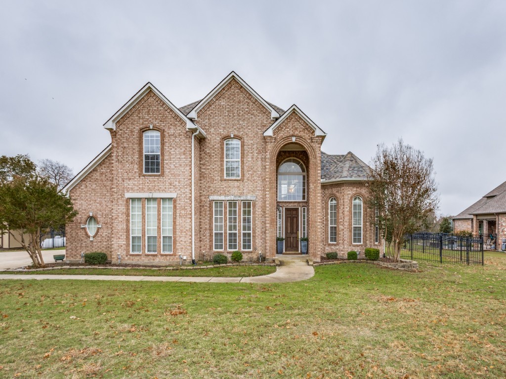 3689 Heritage Trail