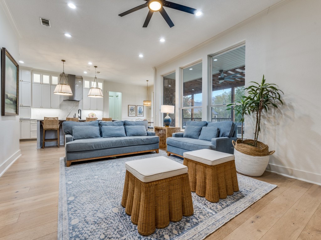 3689 Heritage Trail