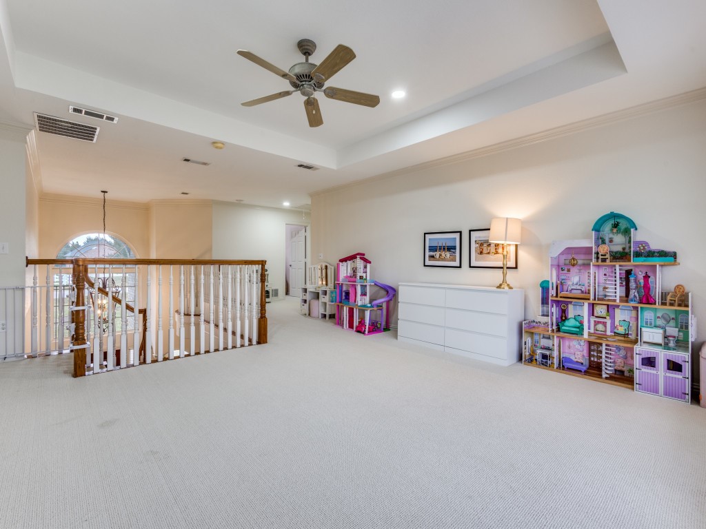 3689 Heritage Trail