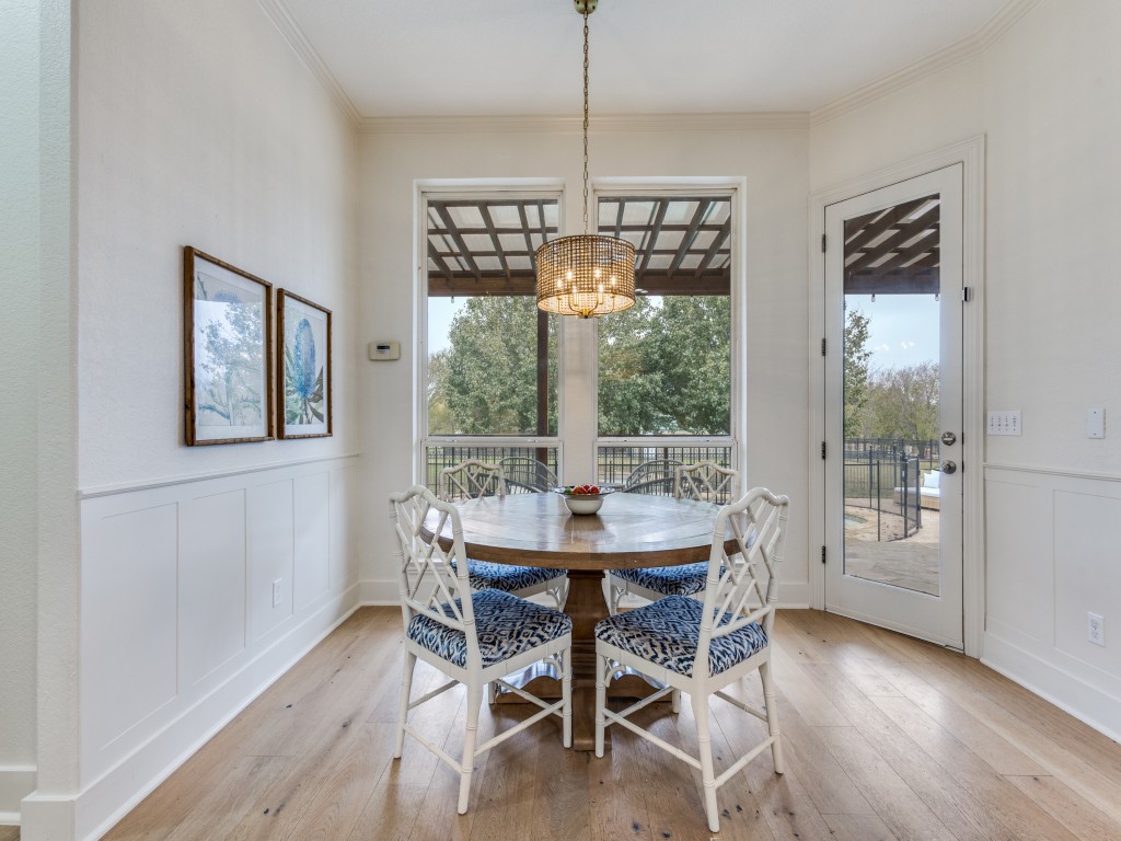 3689 Heritage Trail