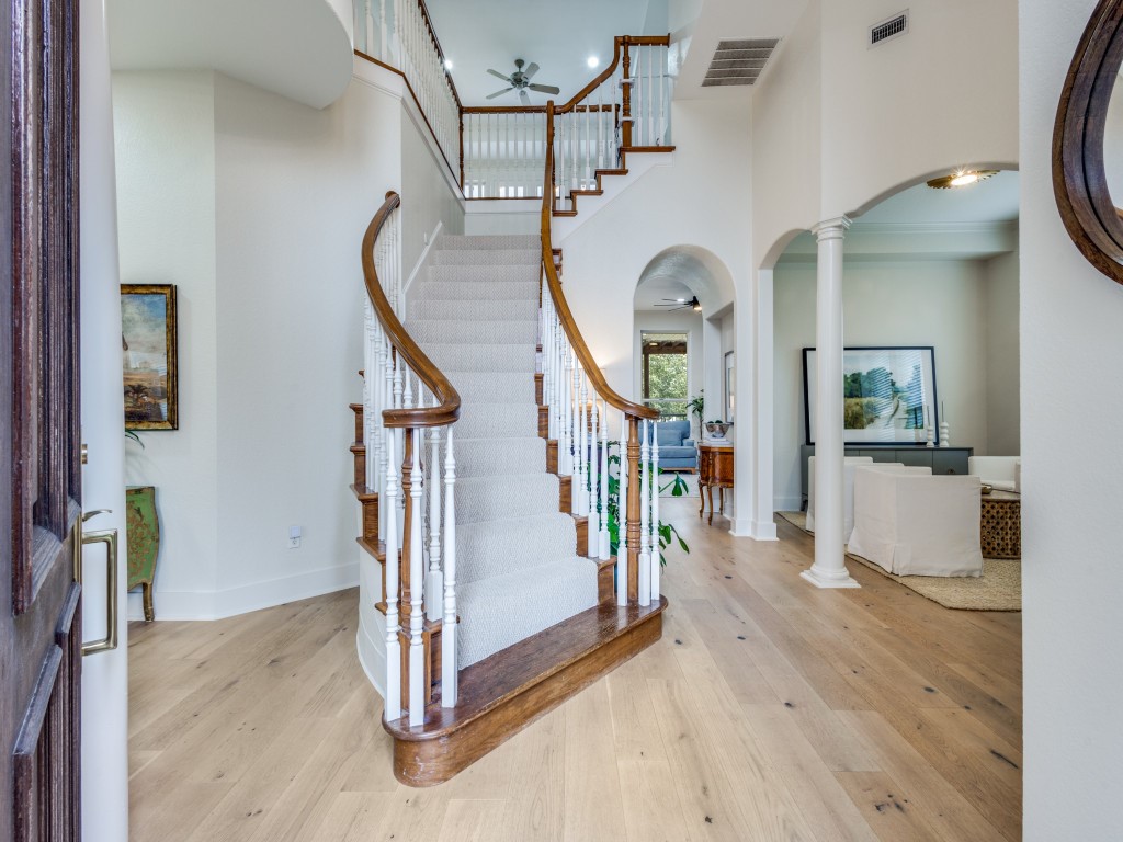 3689 Heritage Trail