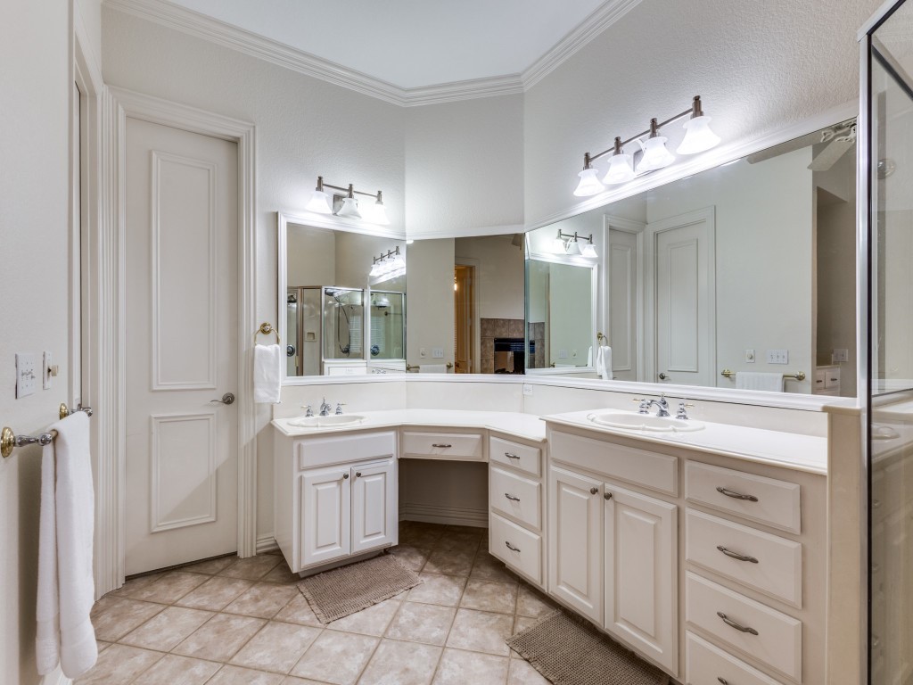 3689 Heritage Trail