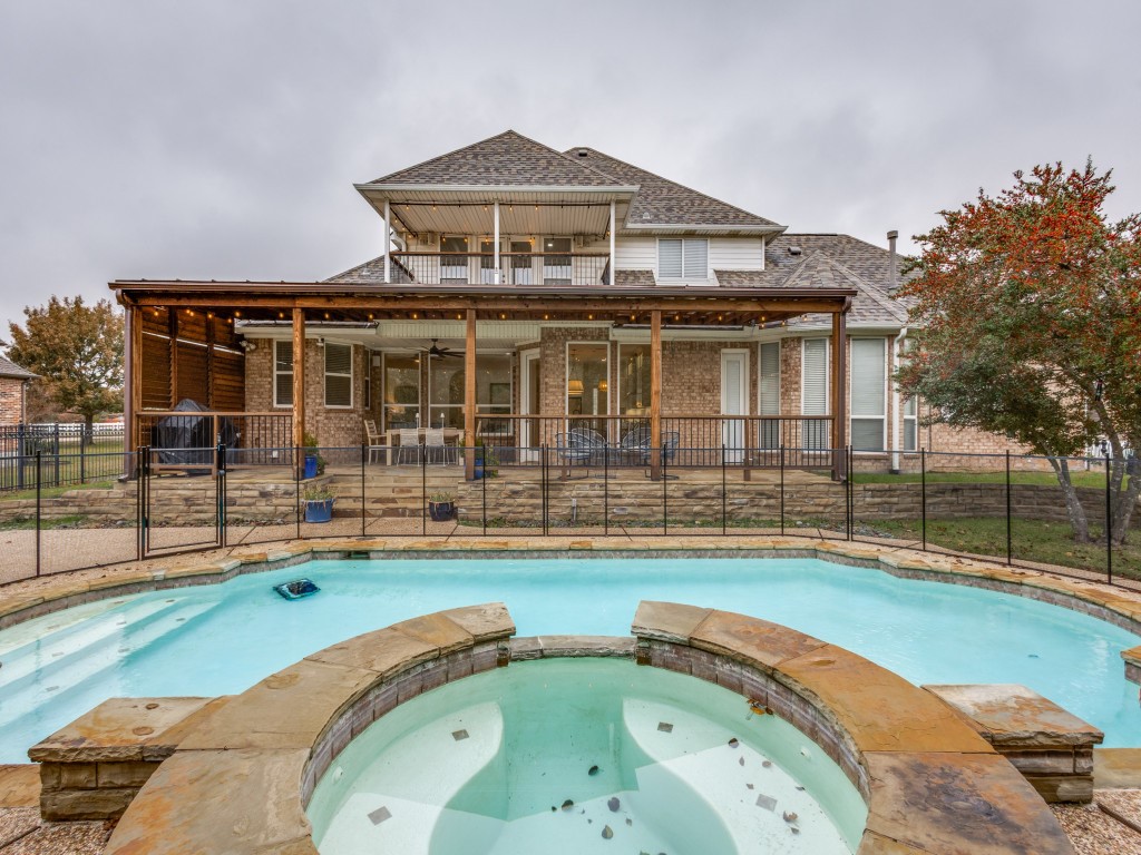 3689 Heritage Trail