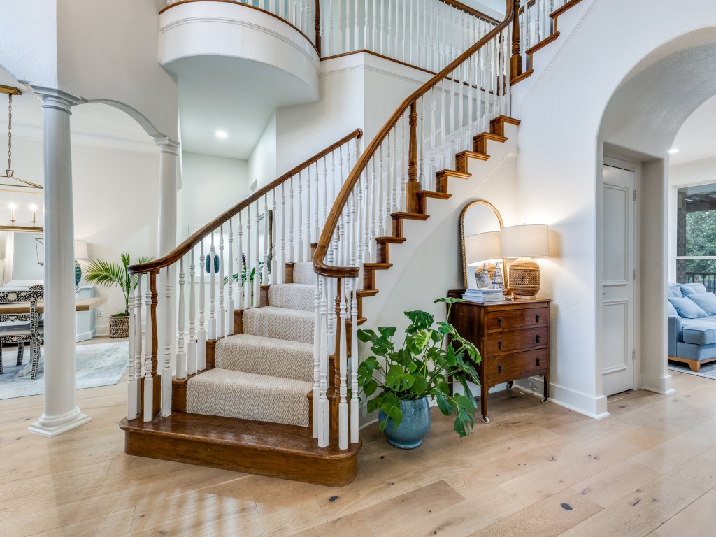 3689 Heritage Trail