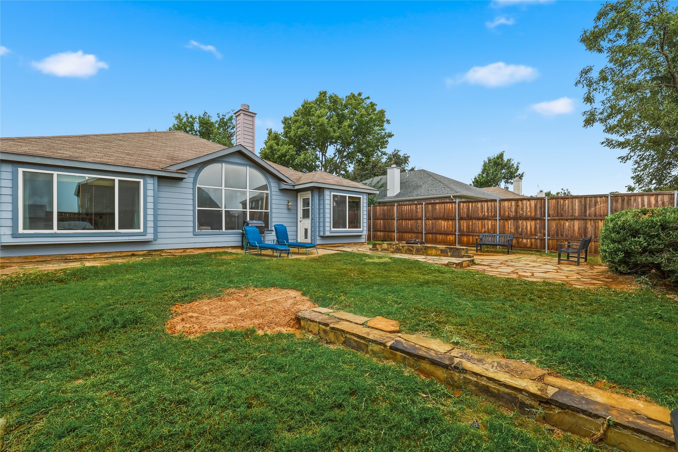 763 Winding Oak Bend