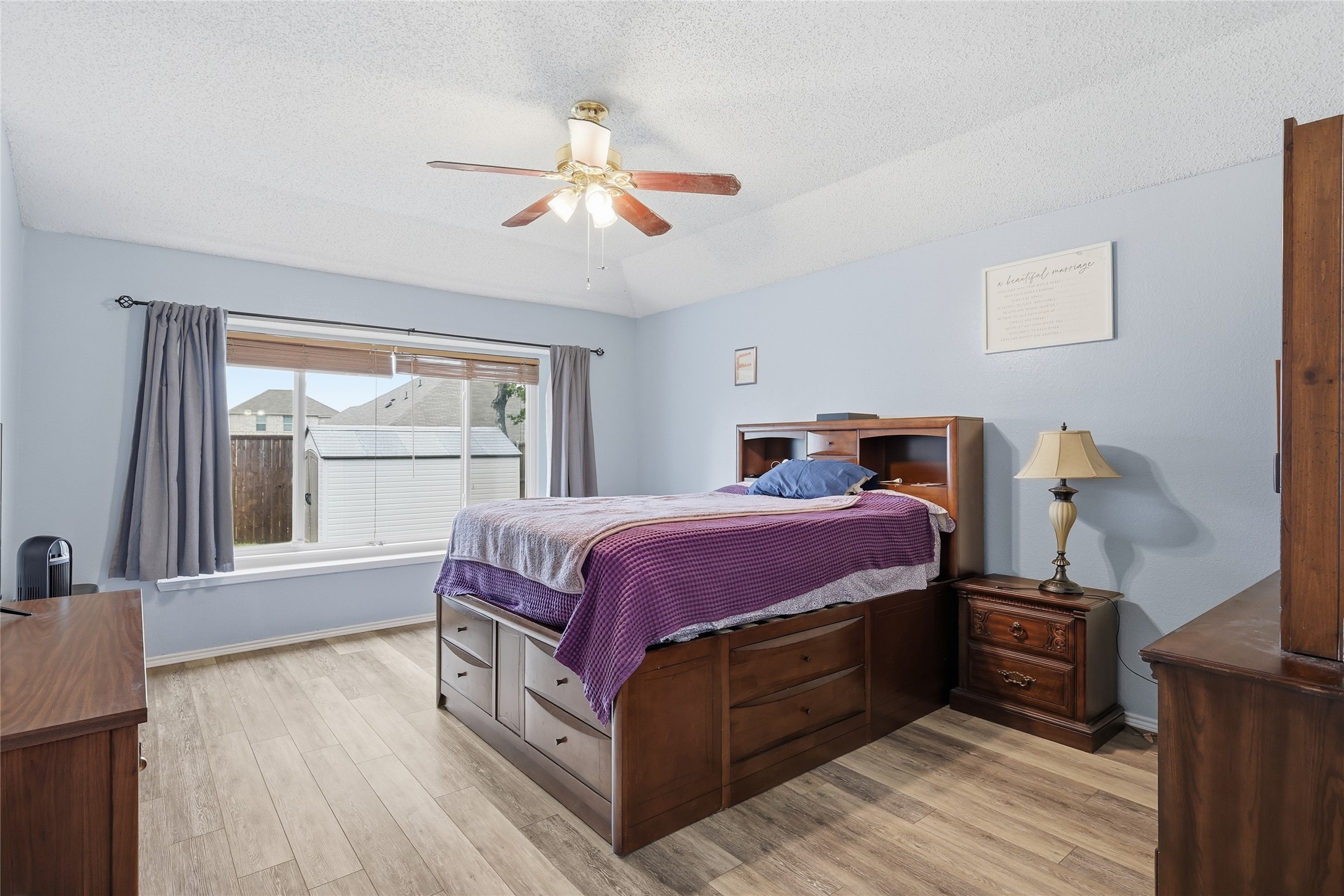 763 Winding Oak Bend