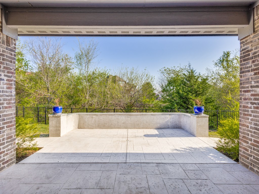 2112 Deer Run