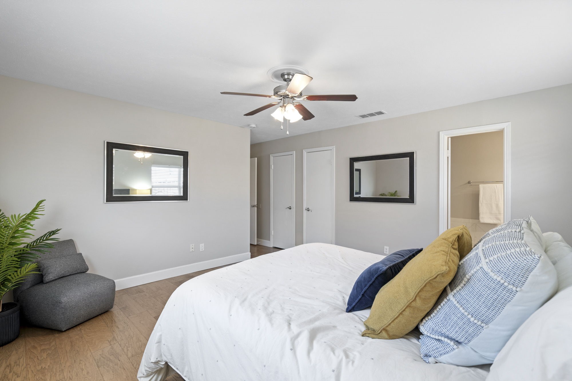 7707 La Risa Drive