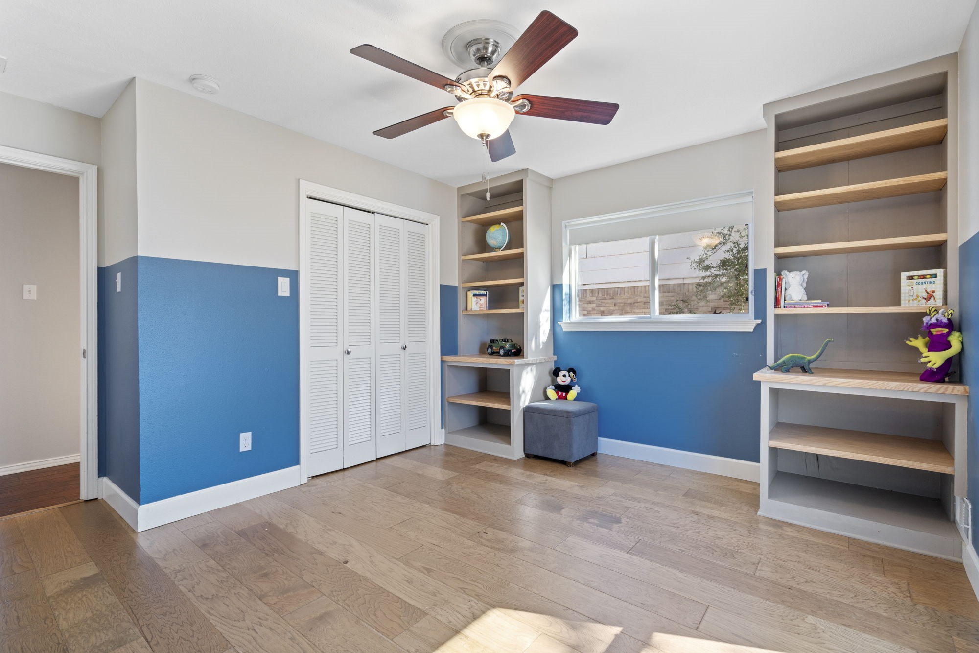 7707 La Risa Drive