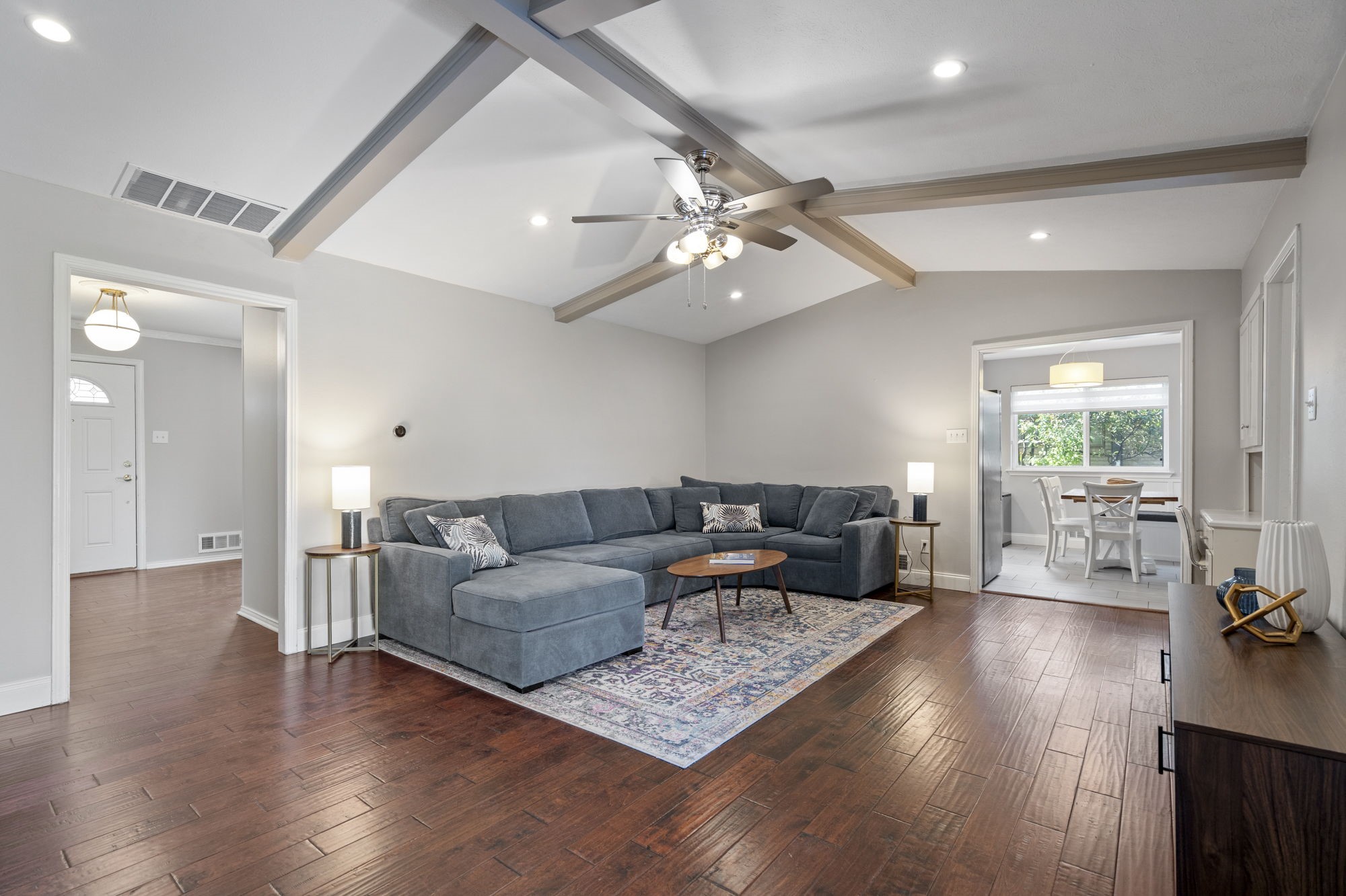 7707 La Risa Drive