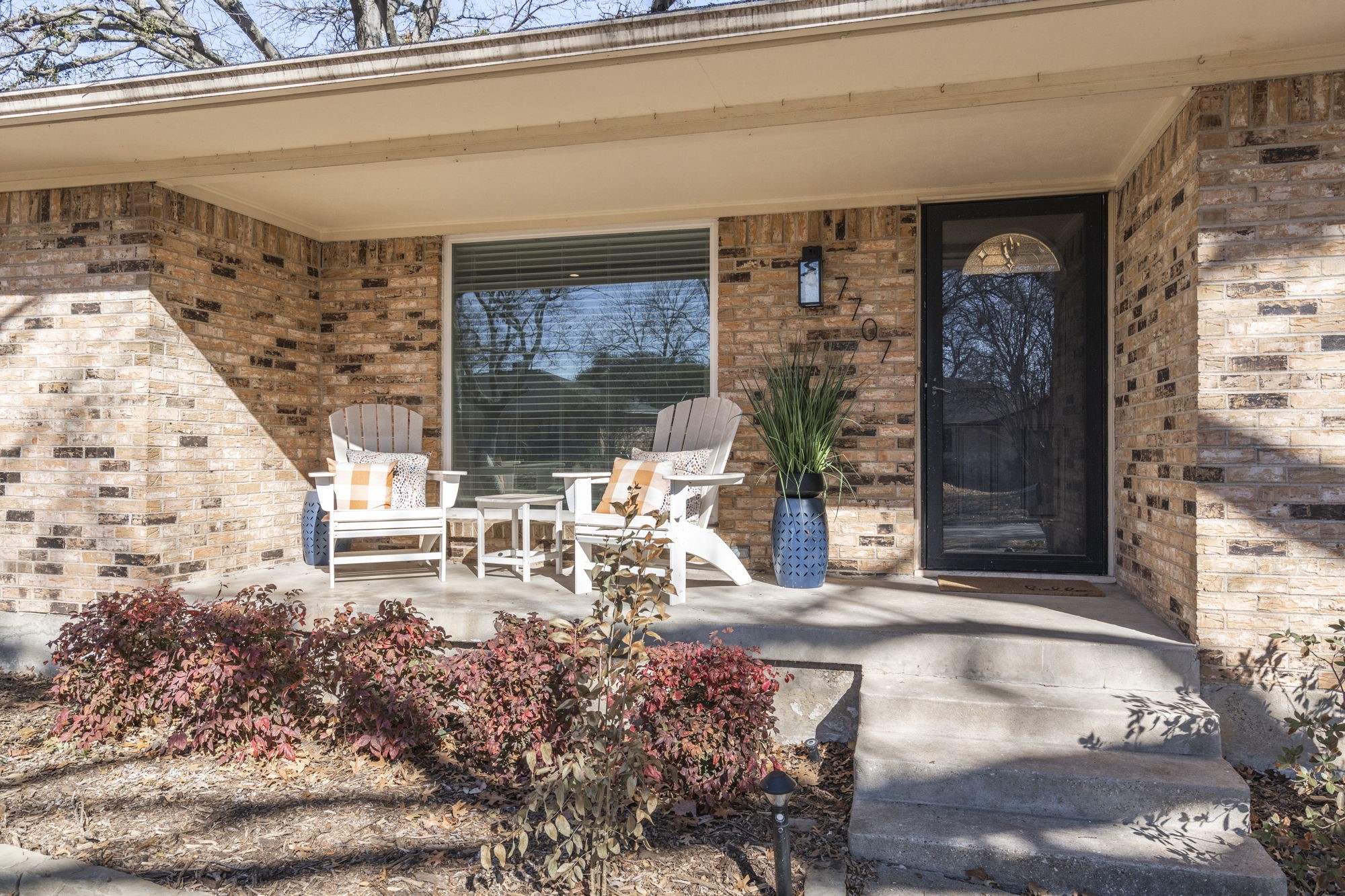 7707 La Risa Drive