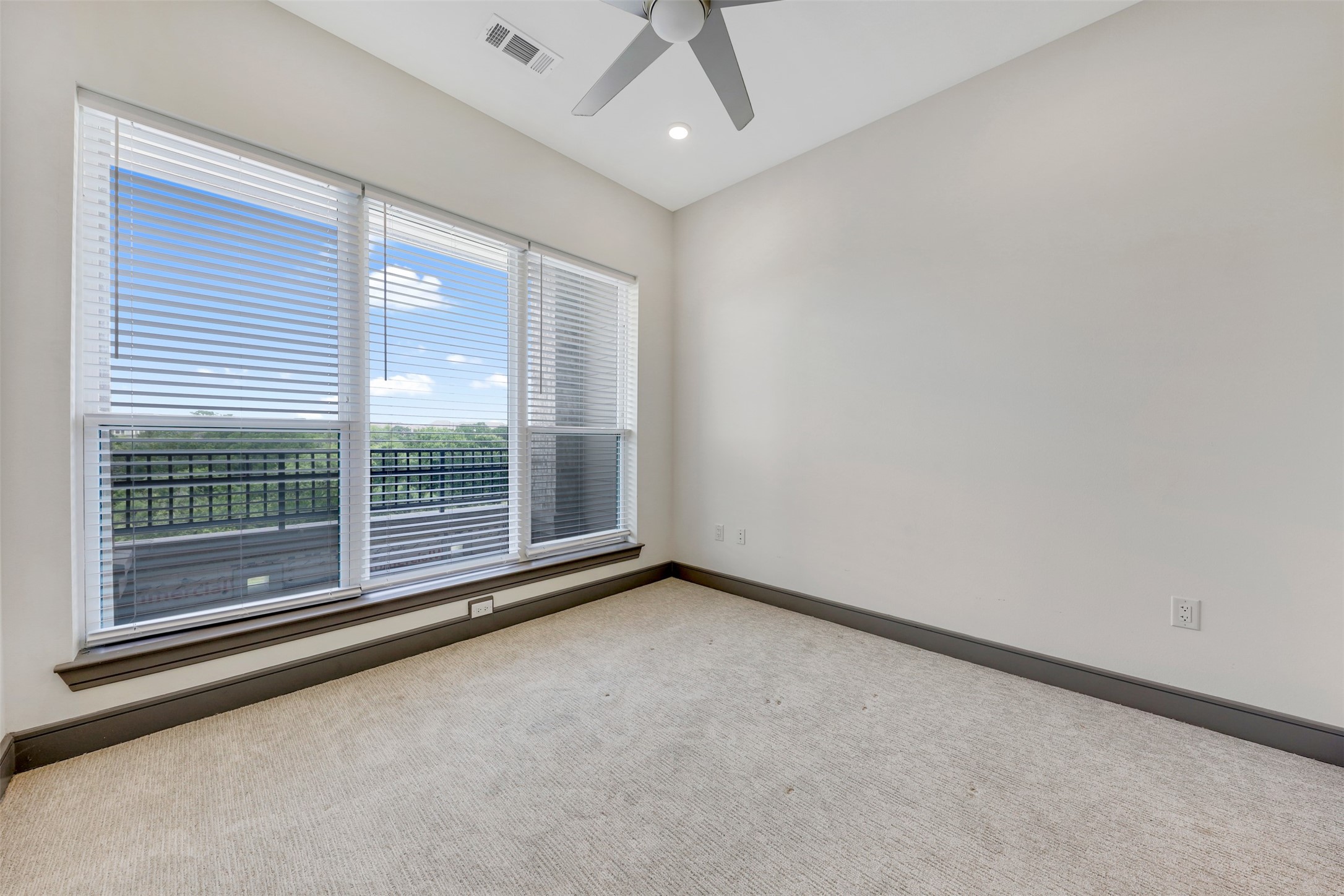 2700 Old Denton Road 2236