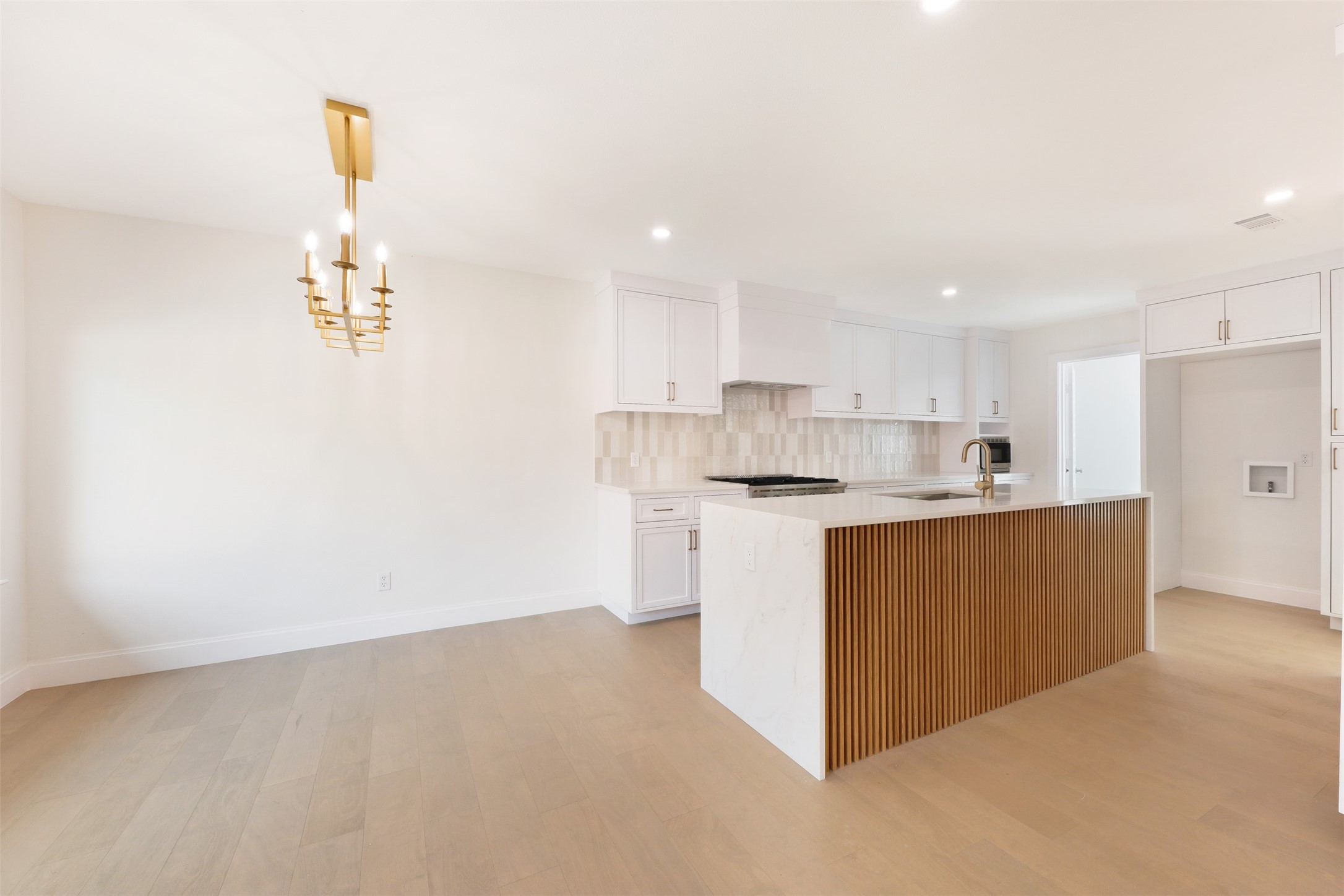 2707 Quail Ridge Drive