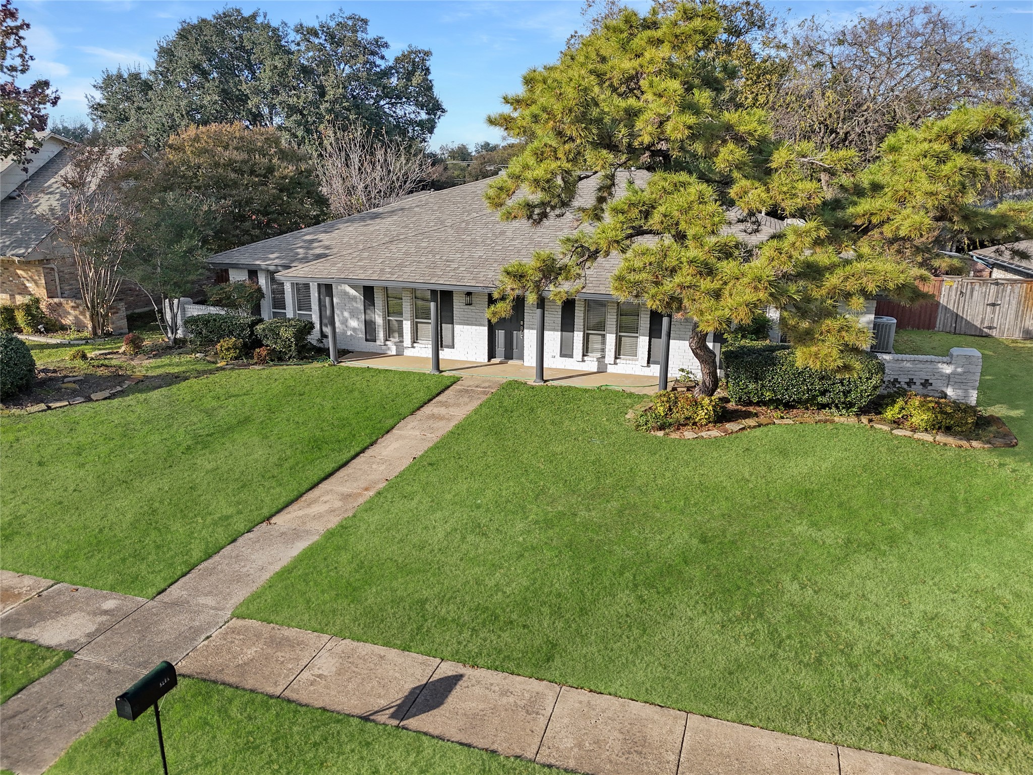 2413 Bluffton Drive